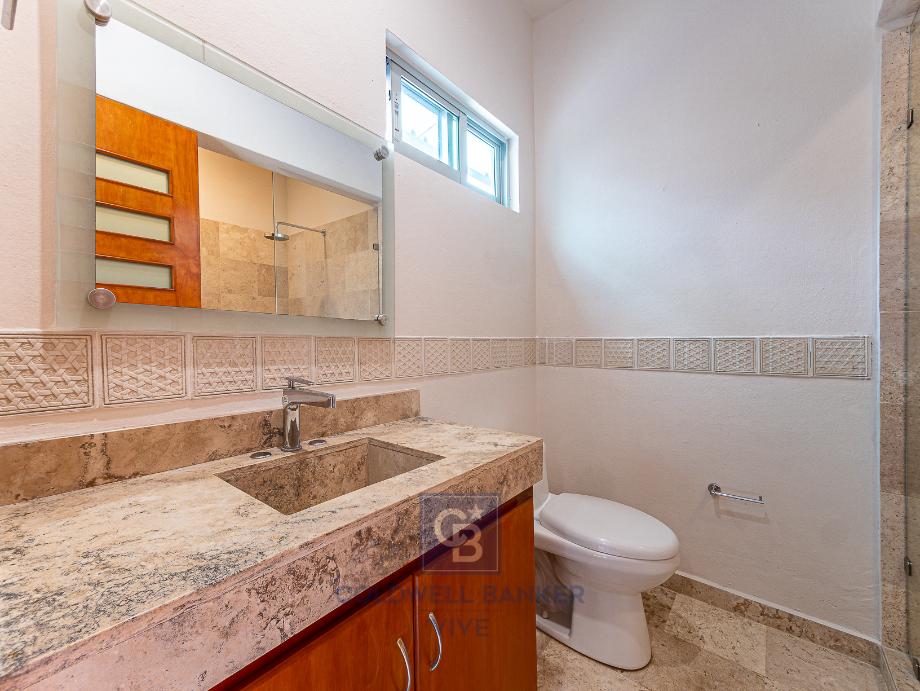 Nogales, Corregidora, Querétaro, 76904, Mexico, 5 Bedrooms Bedrooms, ,6 BathroomsBathrooms,Residential,For Sale,Nogales,1443415