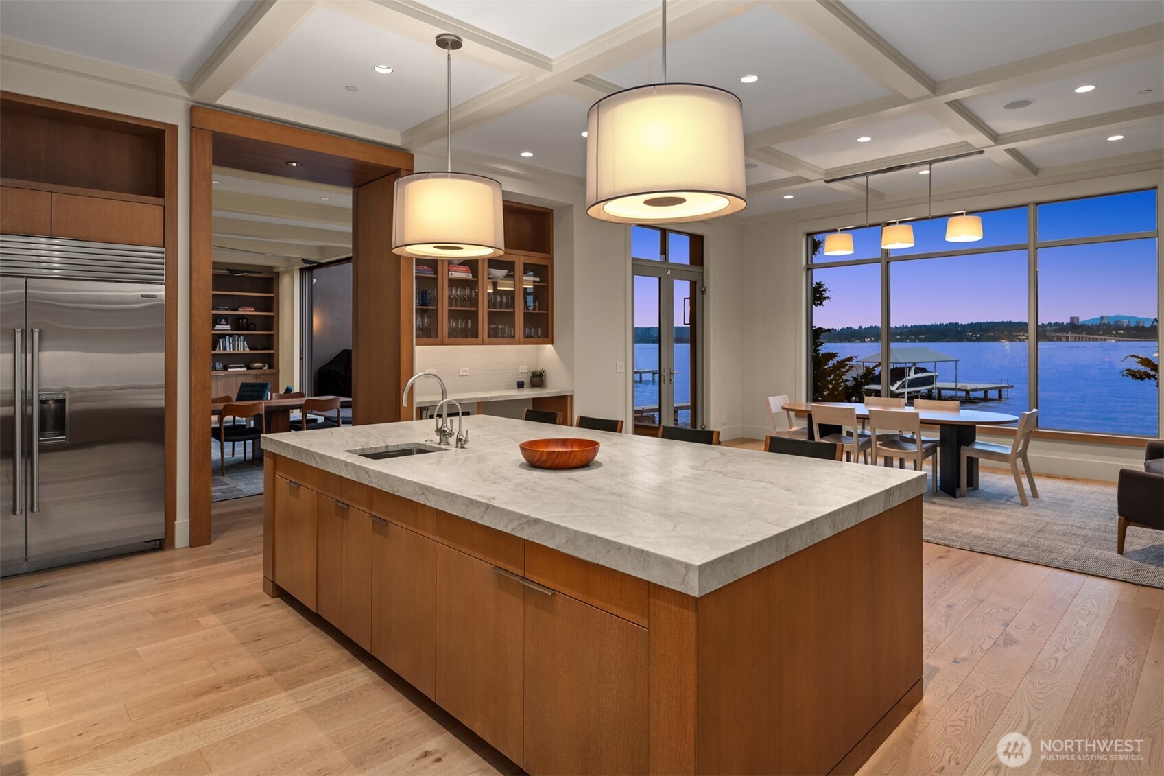 Seattle, Washington, 98105, United States, 6 Bedrooms Bedrooms, ,5 BathroomsBathrooms,Residential,For Sale,1993389