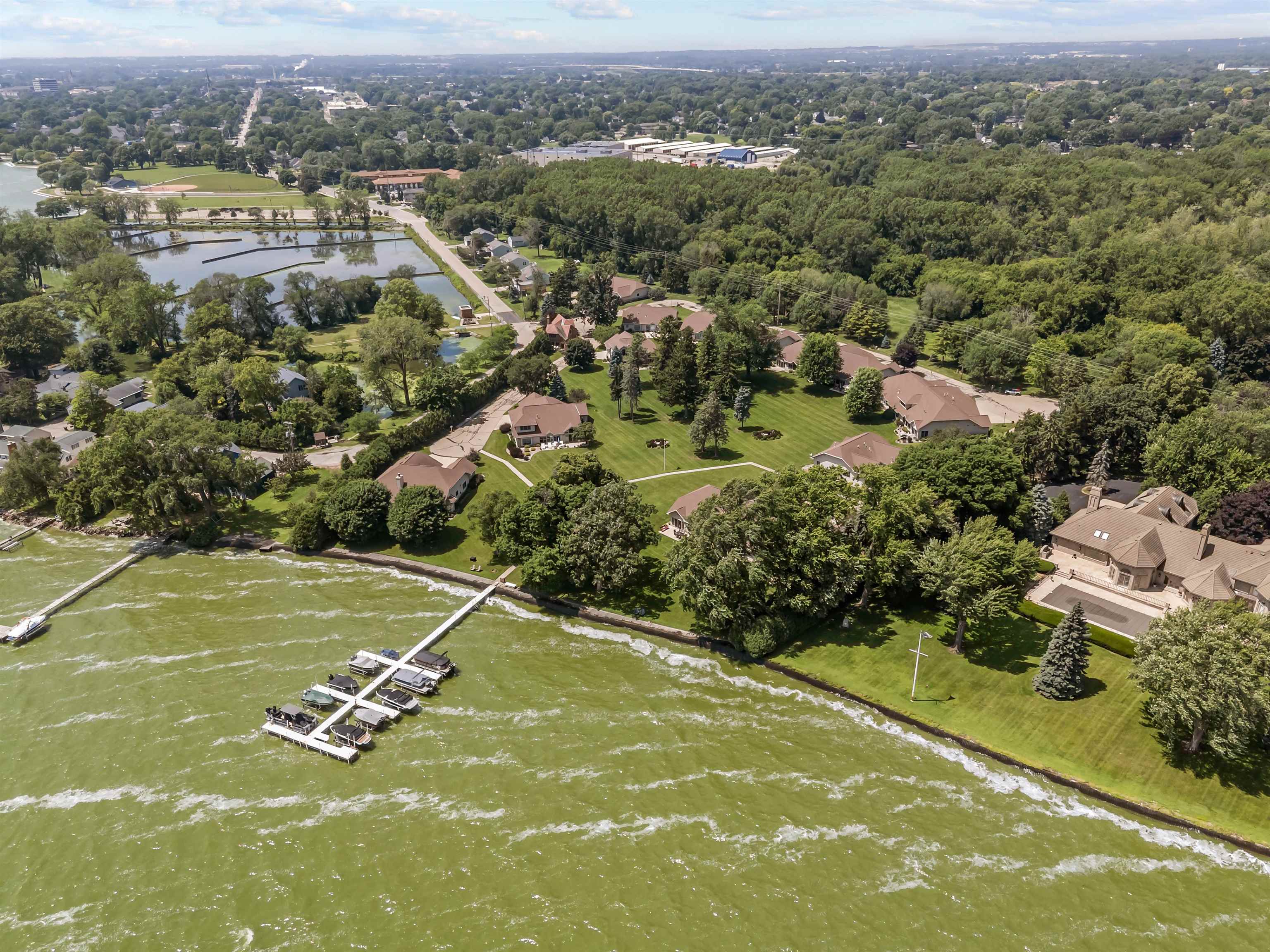 Menasha, Wisconsin, 54952, United States, 3 Bedrooms Bedrooms, ,3 BathroomsBathrooms,Residential,For Sale,1904355