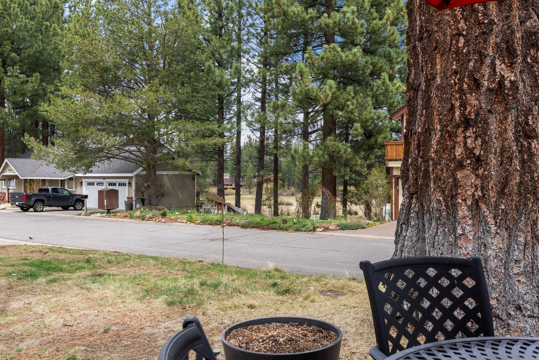  An Elevated Tahoe Retreat - 物件實景