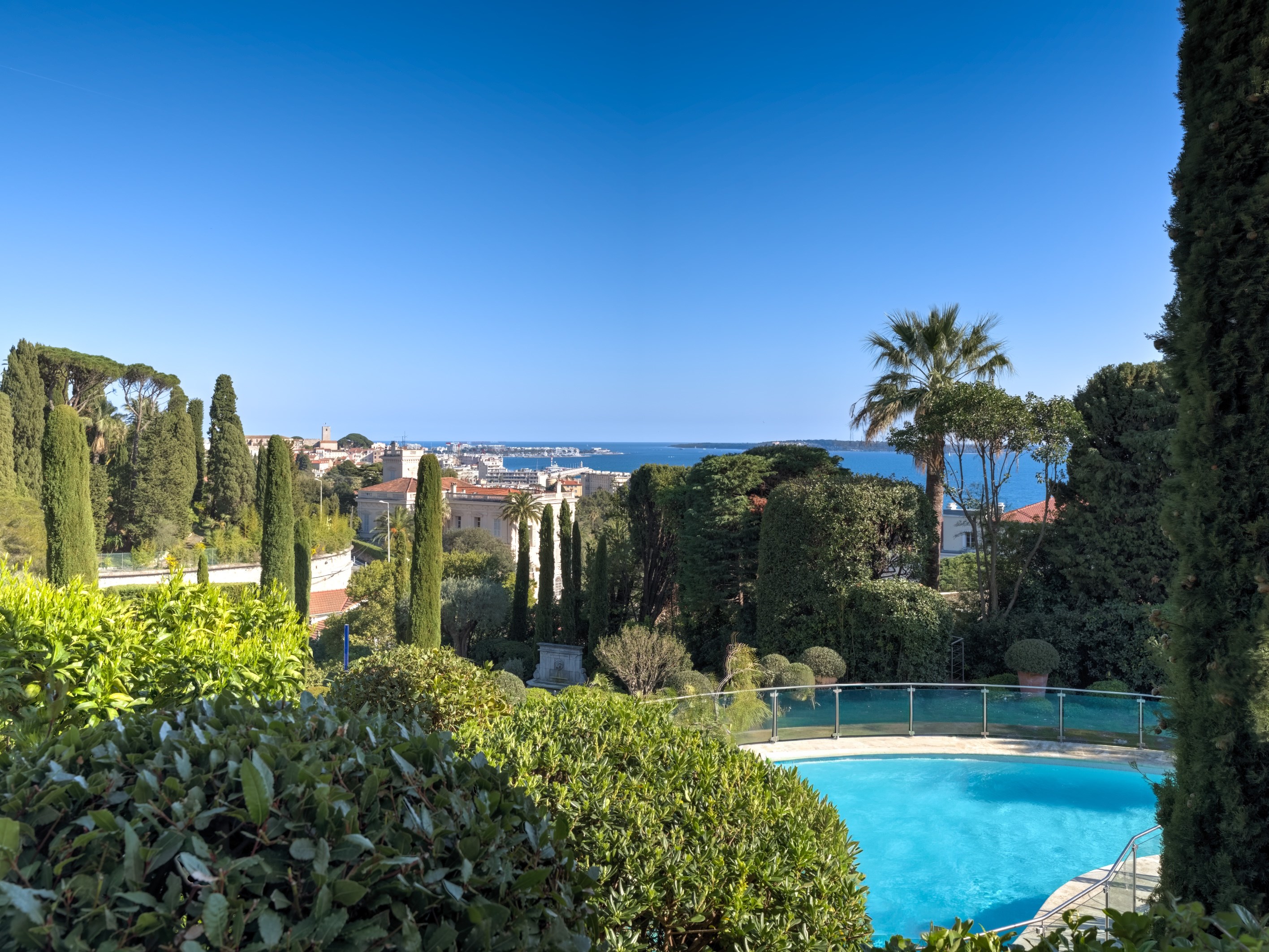  Cannes Croix des Gardes luxury duplex apartment with sea view and private garden - 物件實景