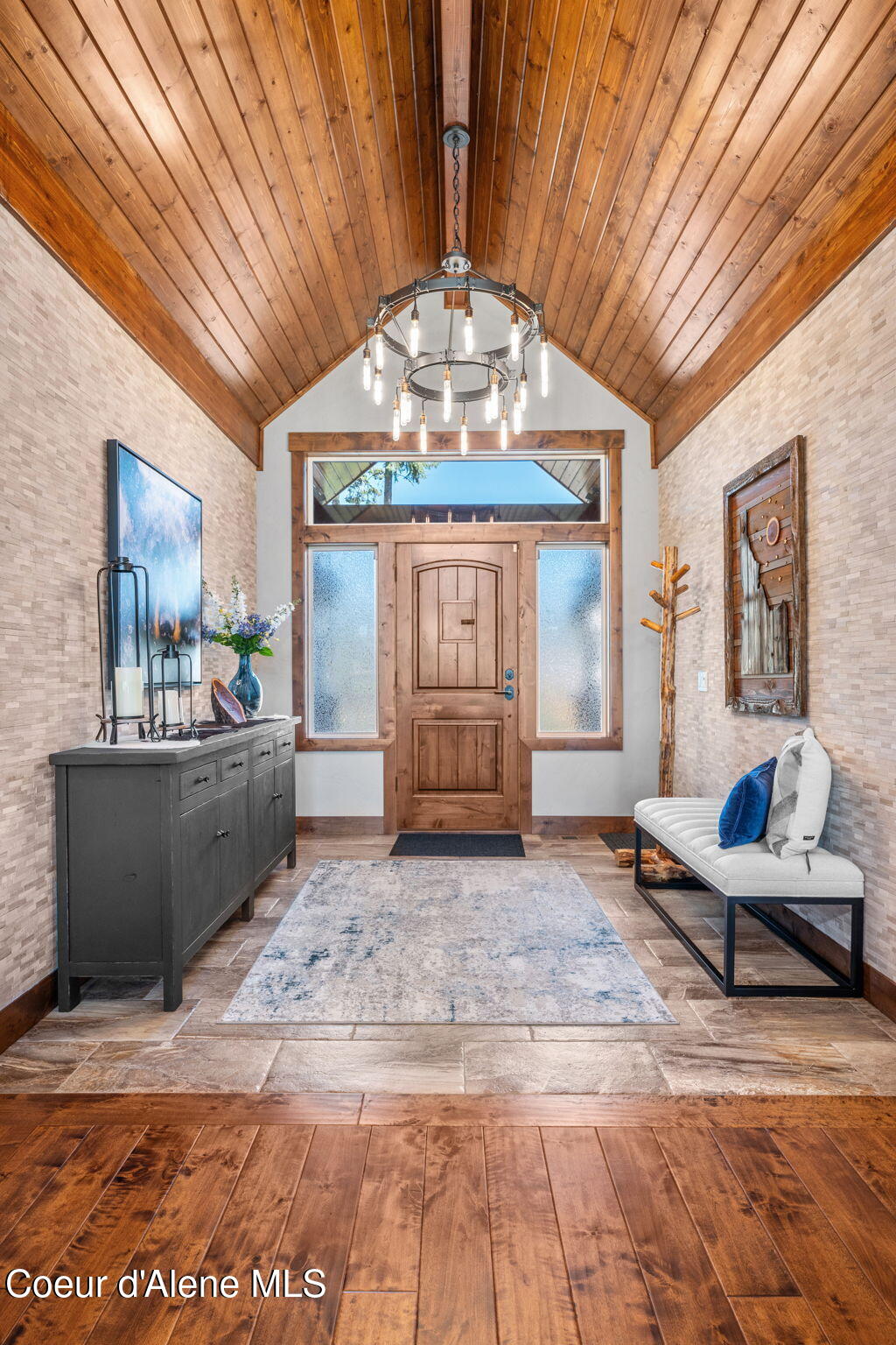 Coeur d'Alene, Idaho, 83814, United States, 3 Bedrooms Bedrooms, ,3 BathroomsBathrooms,Residential,For Sale,1976305