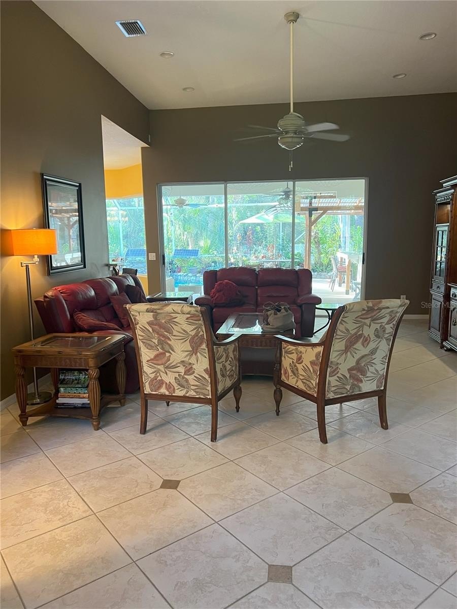 PALM BAY, Florida, 32909, United States, 4 Bedrooms Bedrooms, ,3 BathroomsBathrooms,Residential,For Sale,1978435