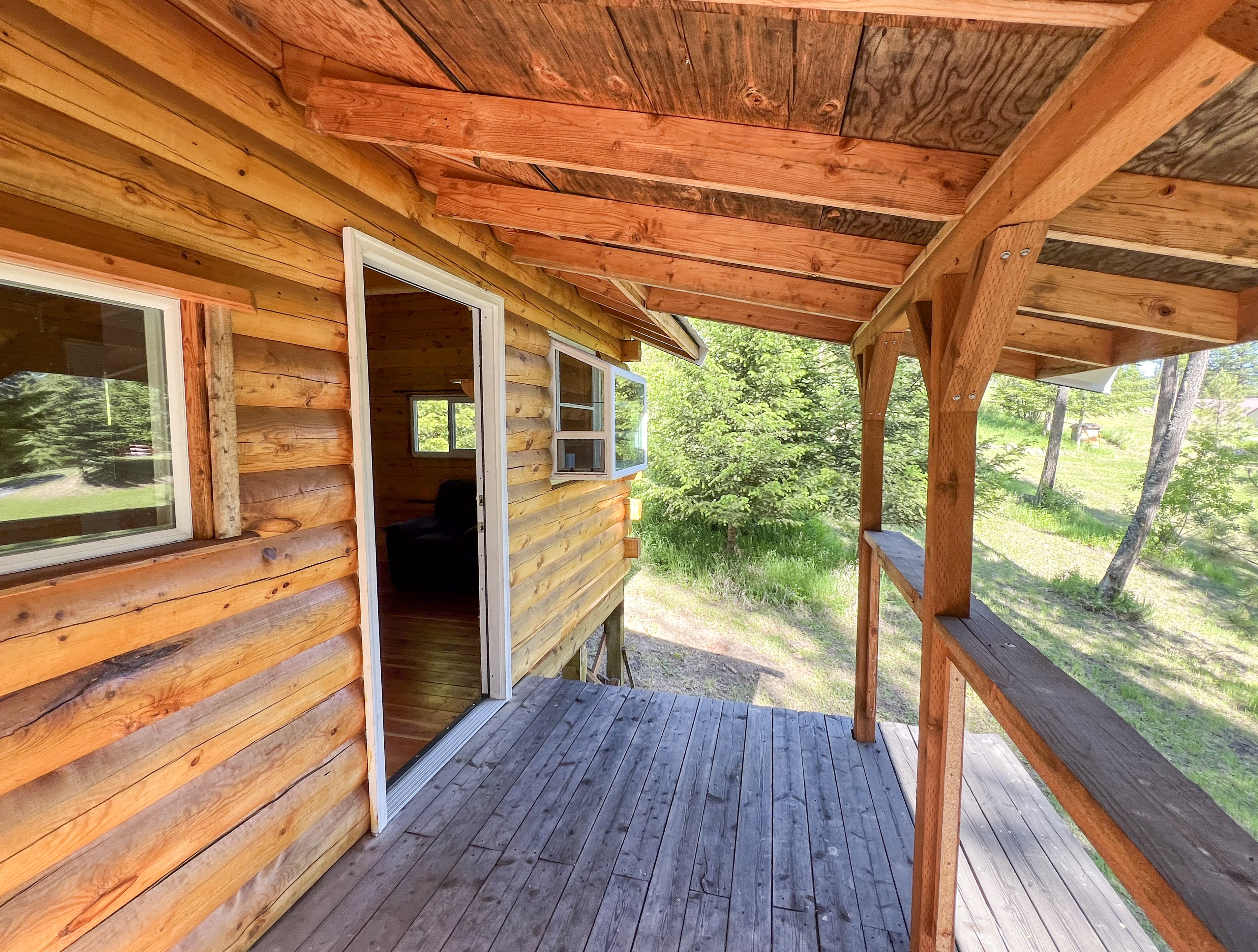 Colville, Washington, 99114, United States, 2 Bedrooms Bedrooms, ,2 BathroomsBathrooms,Residential,For Sale,1928739