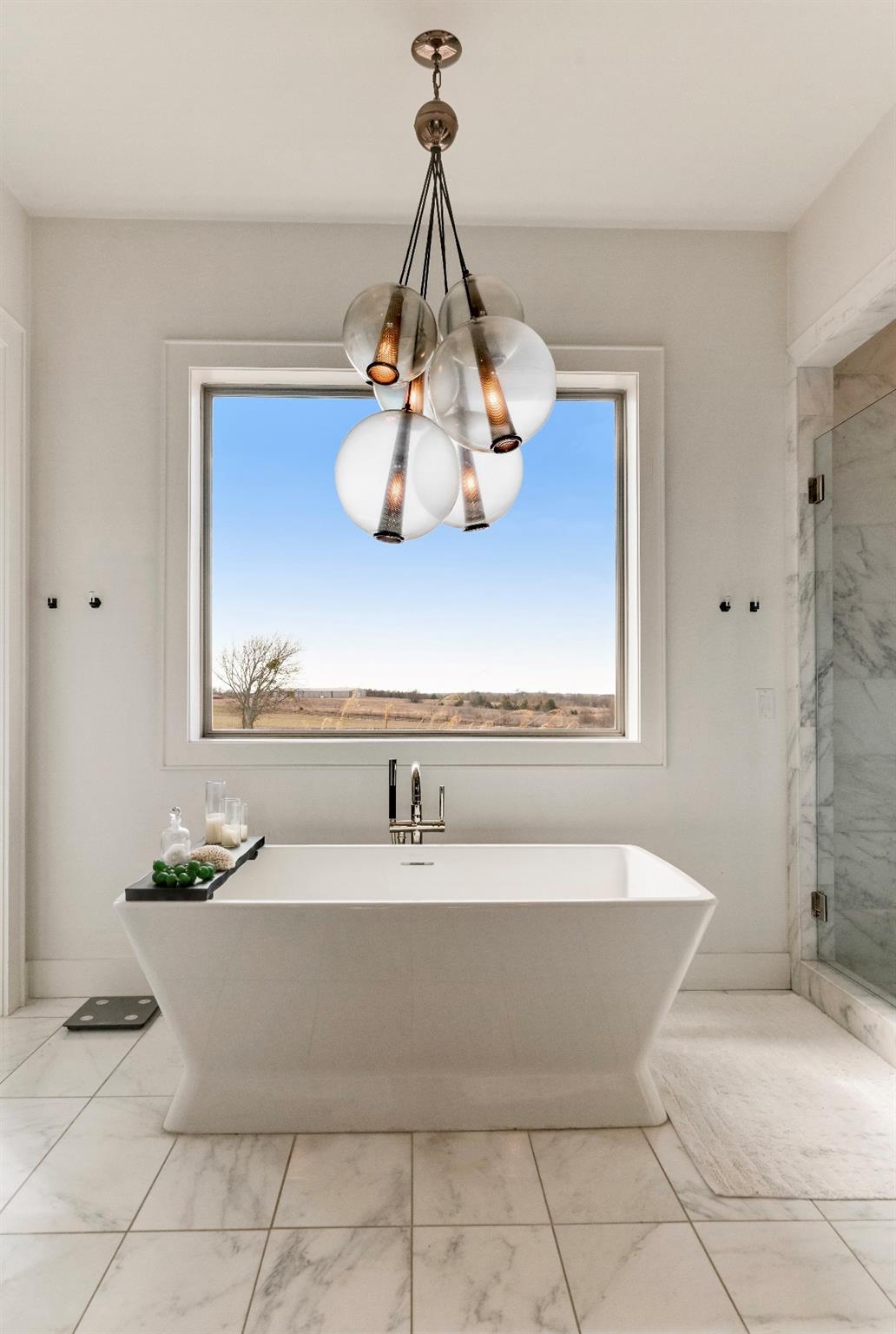 Paris, Texas, 75462, United States, 4 Bedrooms Bedrooms, ,5 BathroomsBathrooms,Residential,For Sale,1980536