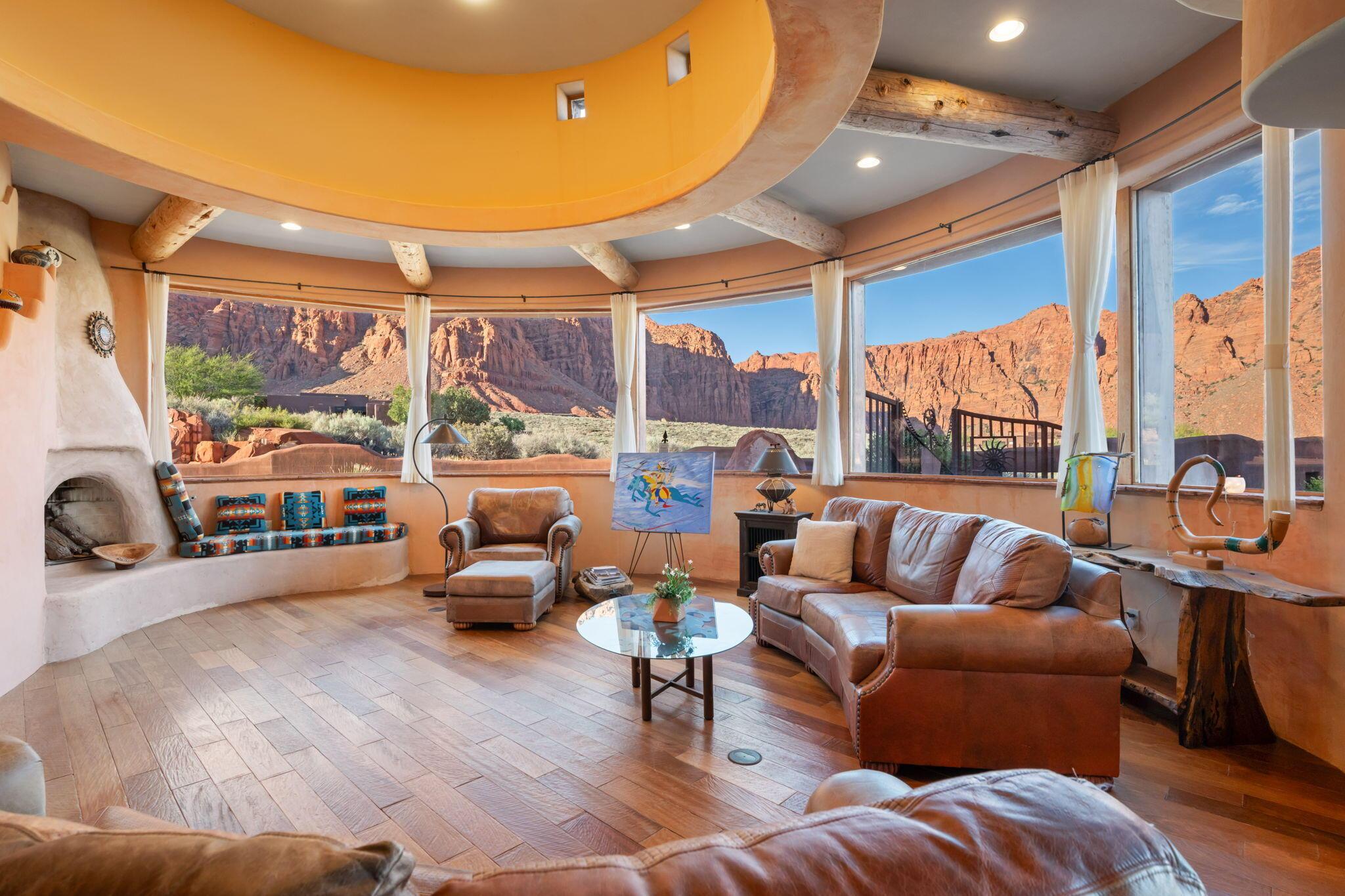 Ivins, Utah, 84738, United States, 3 Bedrooms Bedrooms, ,3 BathroomsBathrooms,Residential,For Sale,2048160