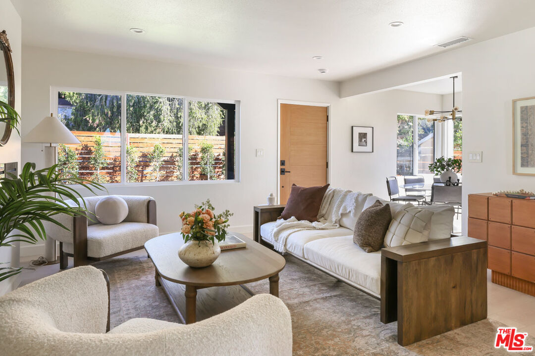 Los Angeles, California, 90065, United States, 4 Bedrooms Bedrooms, ,5 BathroomsBathrooms,Residential,For Sale,2002070