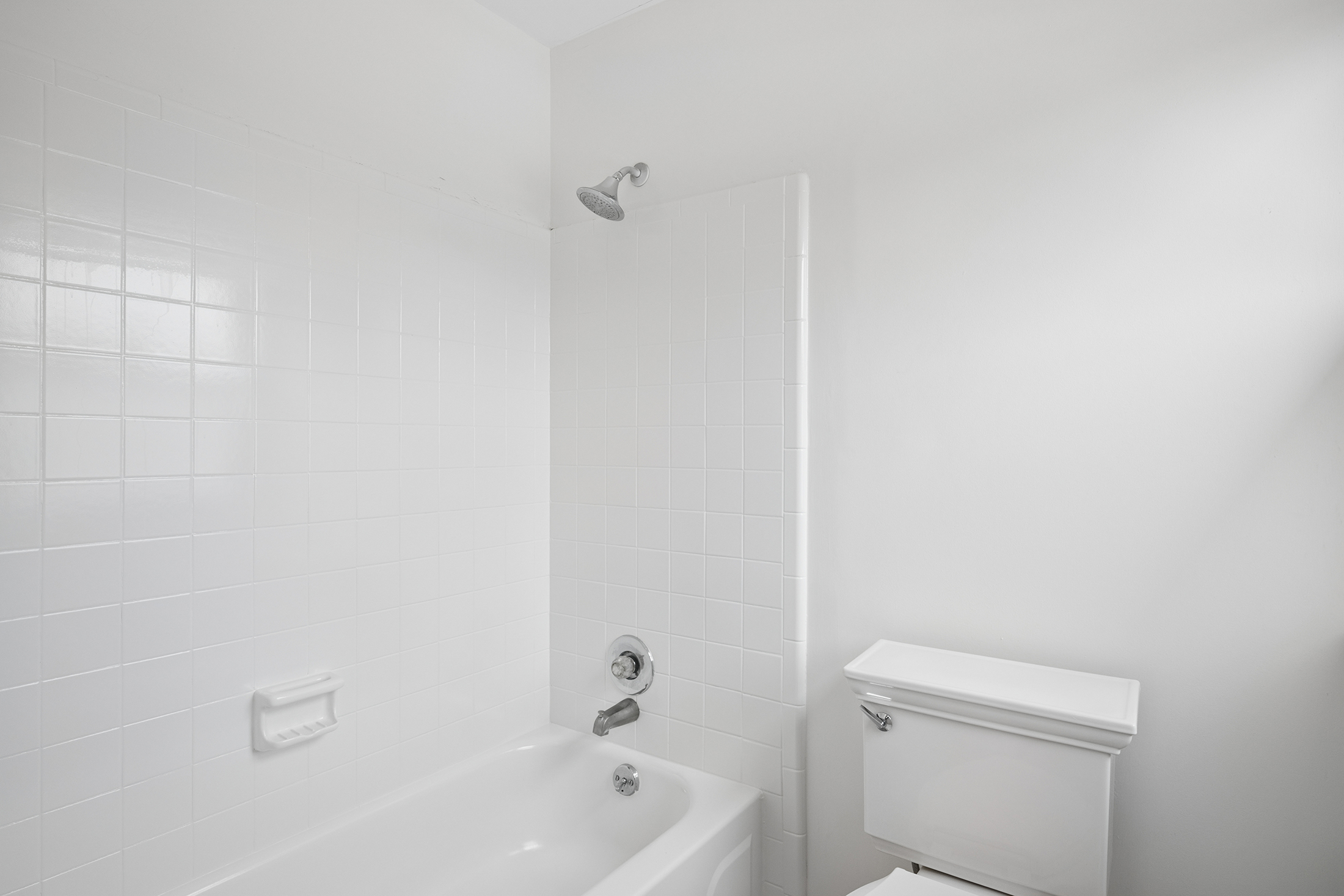  Updated Two-story Condo Tucked inside Intimate Community in Virginia Highland - 物件實景