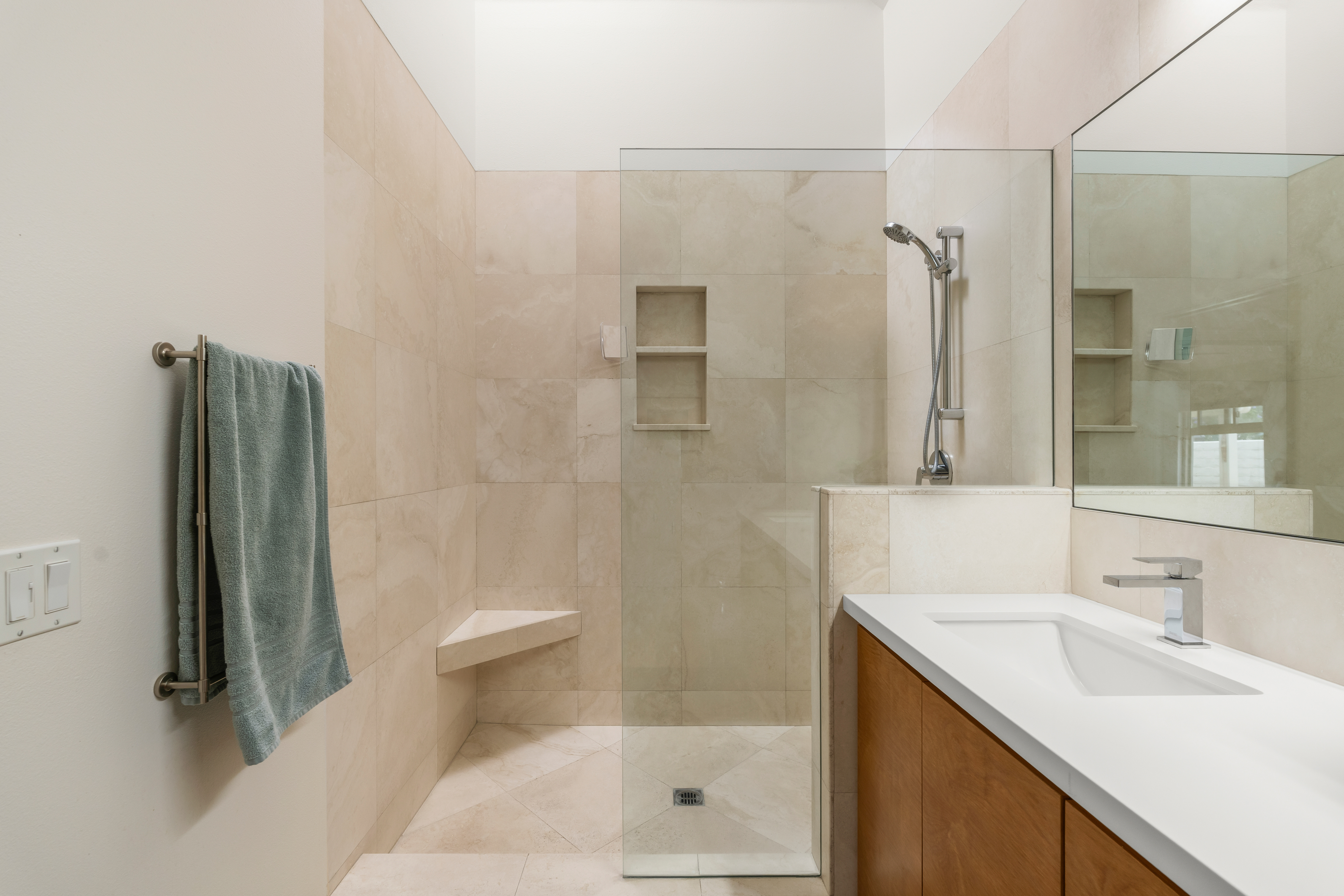  960 Emerald Court, Ventura, CA 93004 - 物件實景