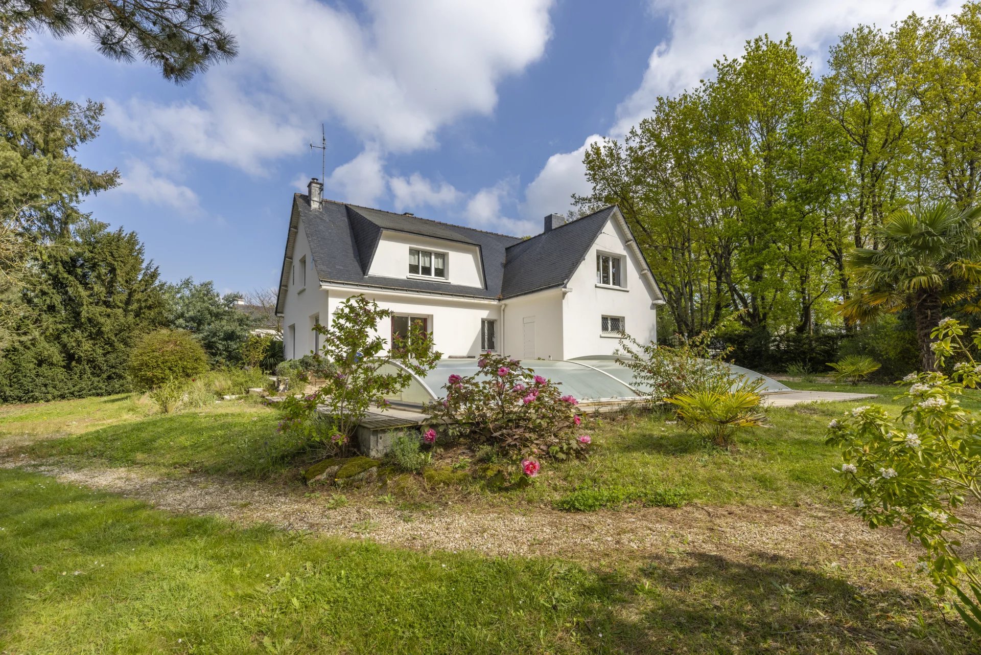 Sucé-sur-Erdre, Pays de la Loire, 44240, FR, 6 Bedrooms Bedrooms, ,3 BathroomsBathrooms,Residential,For Sale,1461051