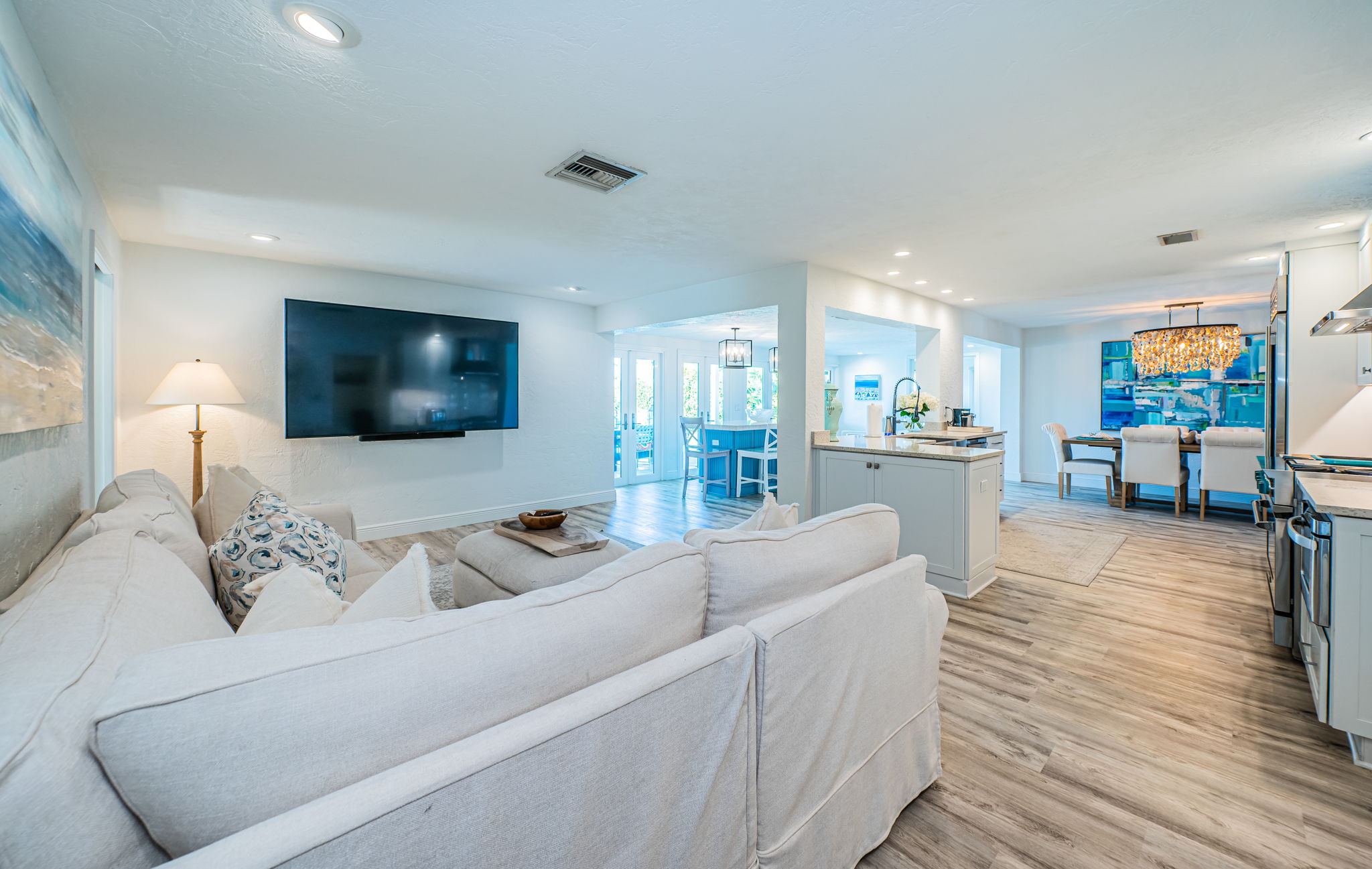 St Pete Beach, Florida, 33706, United States, 5 Bedrooms Bedrooms, ,3 BathroomsBathrooms,Residential,For Sale,2014808