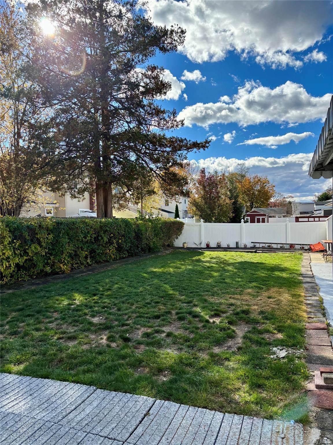 West Babylon, New York, 11704, United States, 3 Bedrooms Bedrooms, ,2 BathroomsBathrooms,Residential,For Sale,1988750