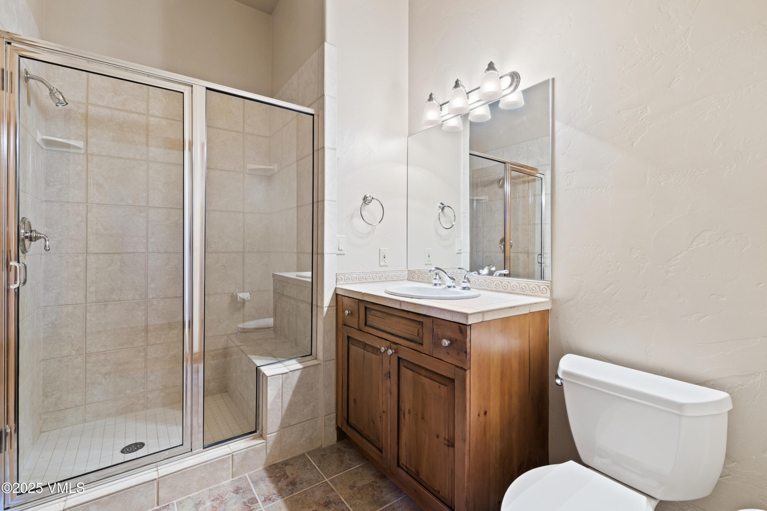 Gypsum, Colorado, 81637, United States, 6 Bedrooms Bedrooms, ,5 BathroomsBathrooms,Residential,For Sale,1987676