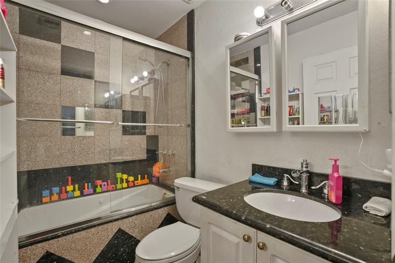 Hialeah, Florida, 33018, United States, 3 Bedrooms Bedrooms, ,2 BathroomsBathrooms,Residential,For Sale,1897318