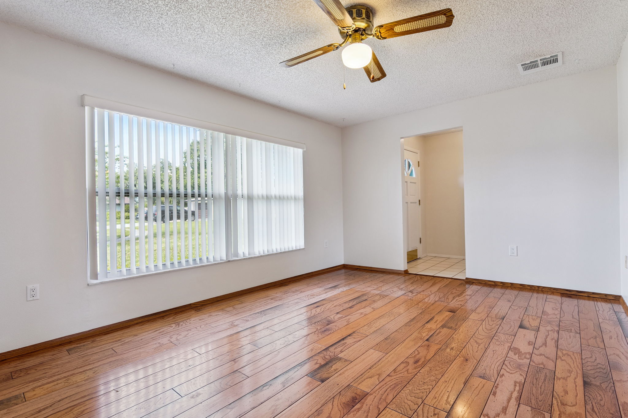 Belle Isle, Florida, 32812, United States, 4 Bedrooms Bedrooms, ,2 BathroomsBathrooms,Residential,For Sale,2048801