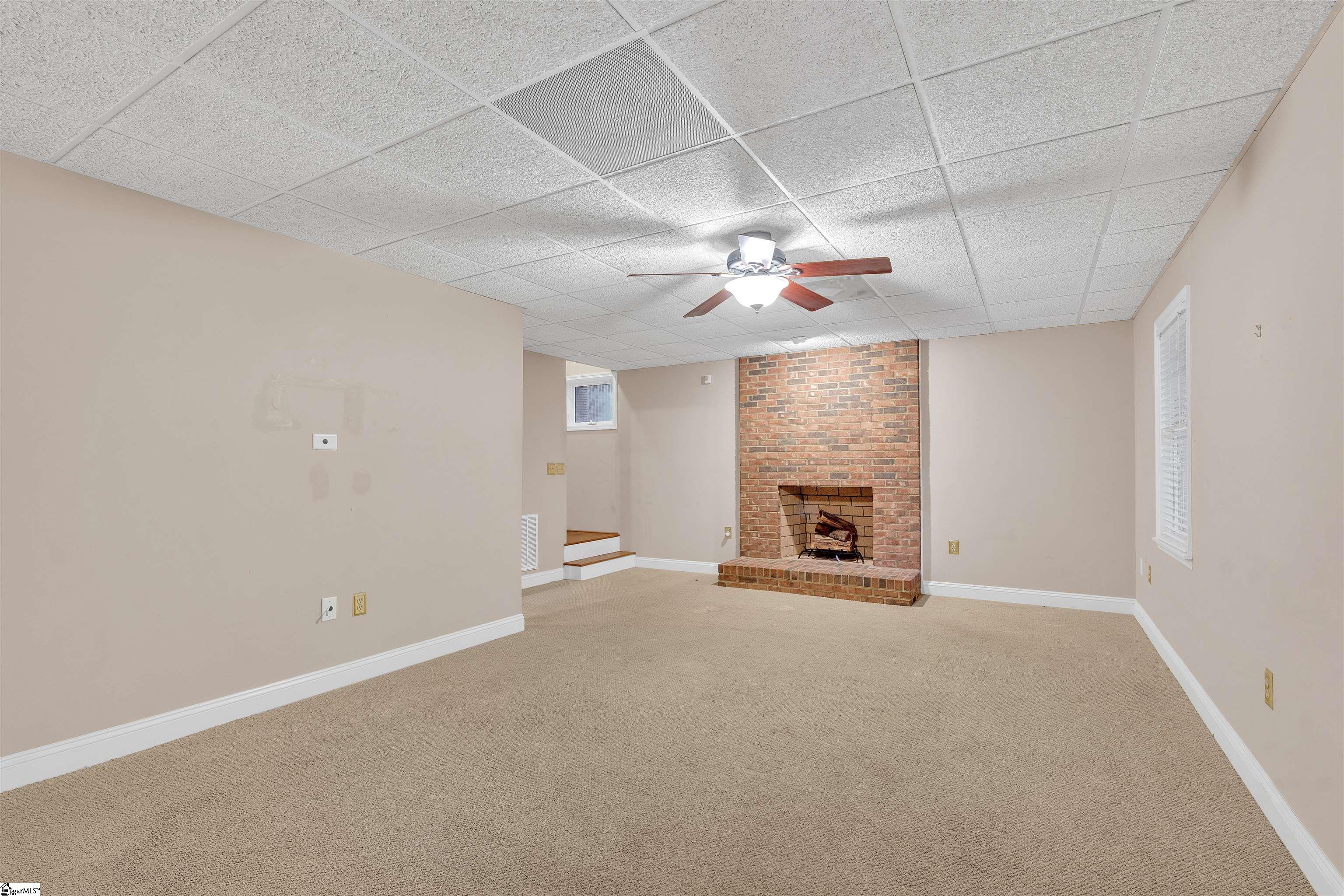 Spartanburg, South Carolina, 29306, United States, 4 Bedrooms Bedrooms, ,5 BathroomsBathrooms,Residential,For Sale,1913209
