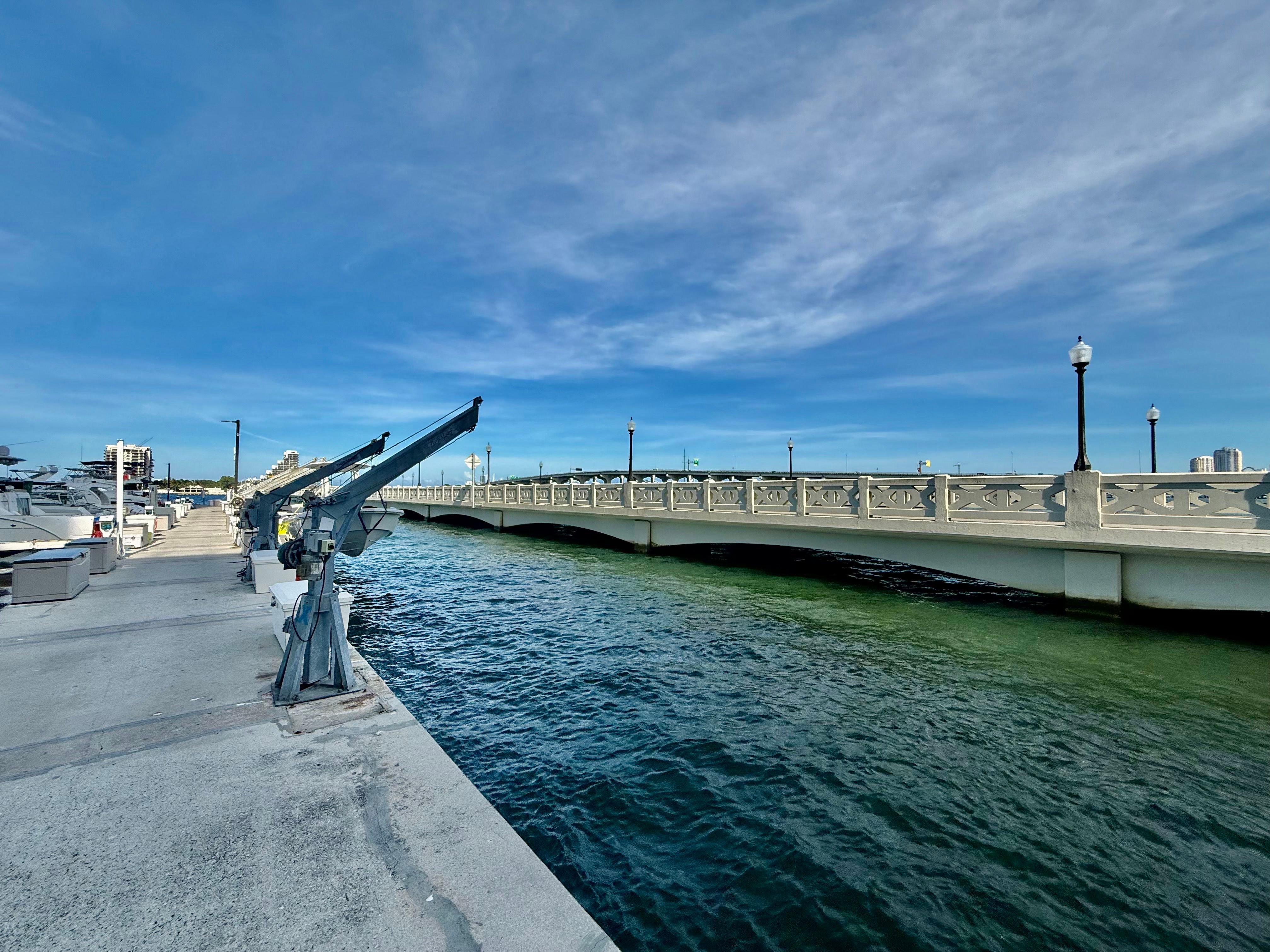  555 NE 15th St, Miami, FL, 33132 - 物件實景