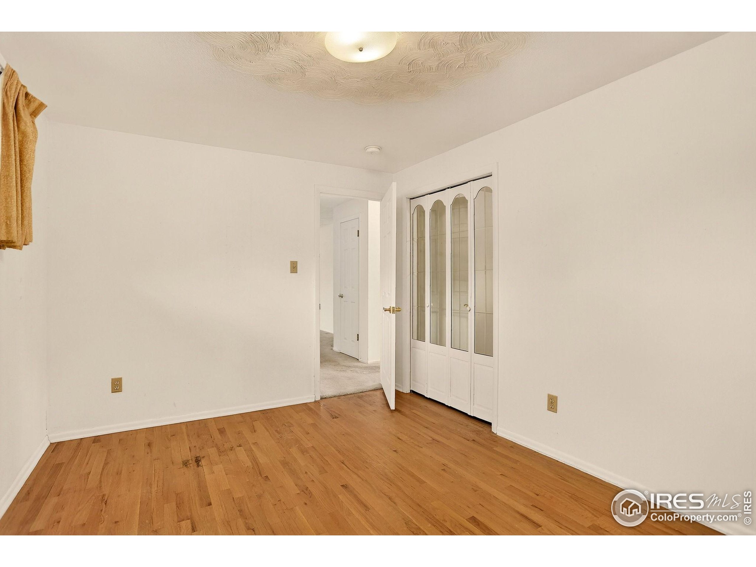 Boulder, Colorado, 80305, United States, 4 Bedrooms Bedrooms, ,1 BathroomBathrooms,Residential,For Sale,1989677