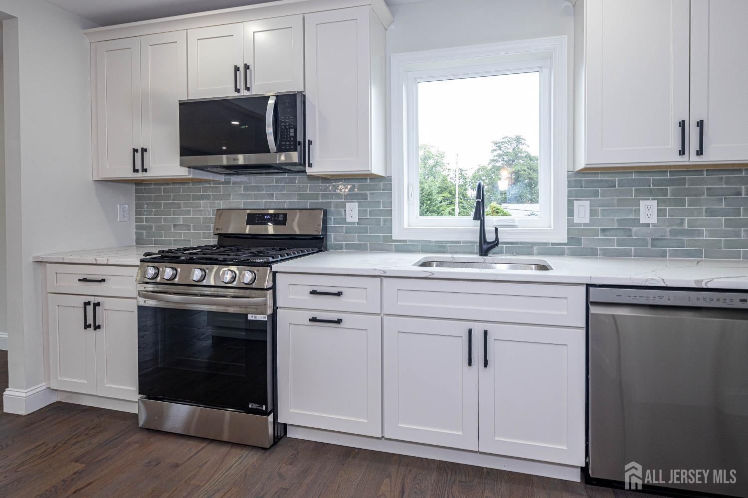 Sayreville, New Jersey, 08872, United States, 4 Bedrooms Bedrooms, ,3 BathroomsBathrooms,Residential,For Sale,1973681