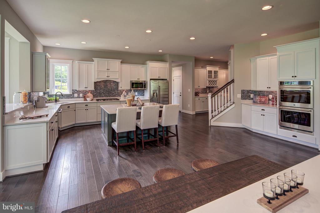 Oak Hill, Virginia, 20171, United States, 4 Bedrooms Bedrooms, ,6 BathroomsBathrooms,Residential,For Sale,1979297