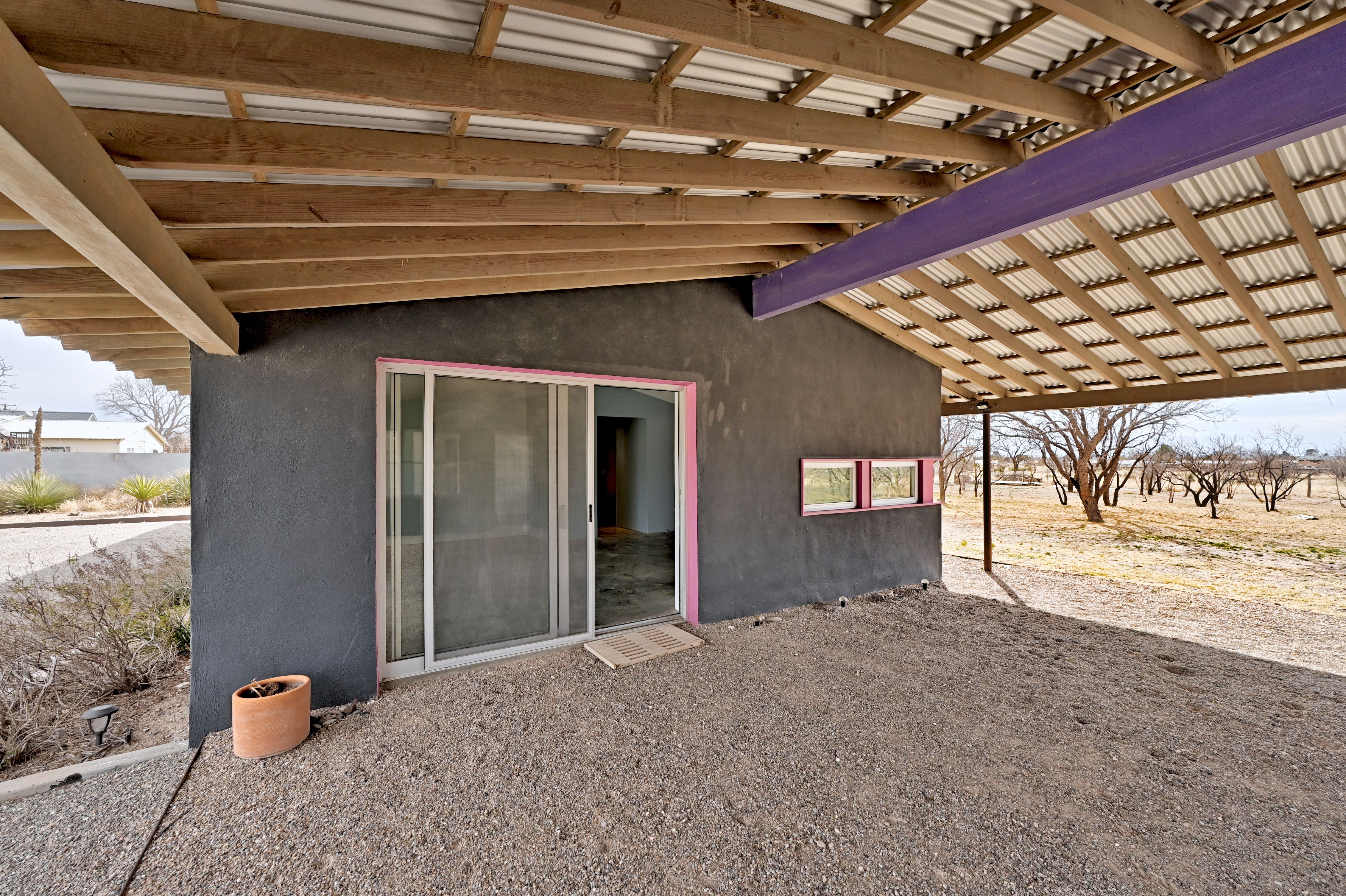  1011 West Washington Street, Marfa, TX 79843 - 物件實景