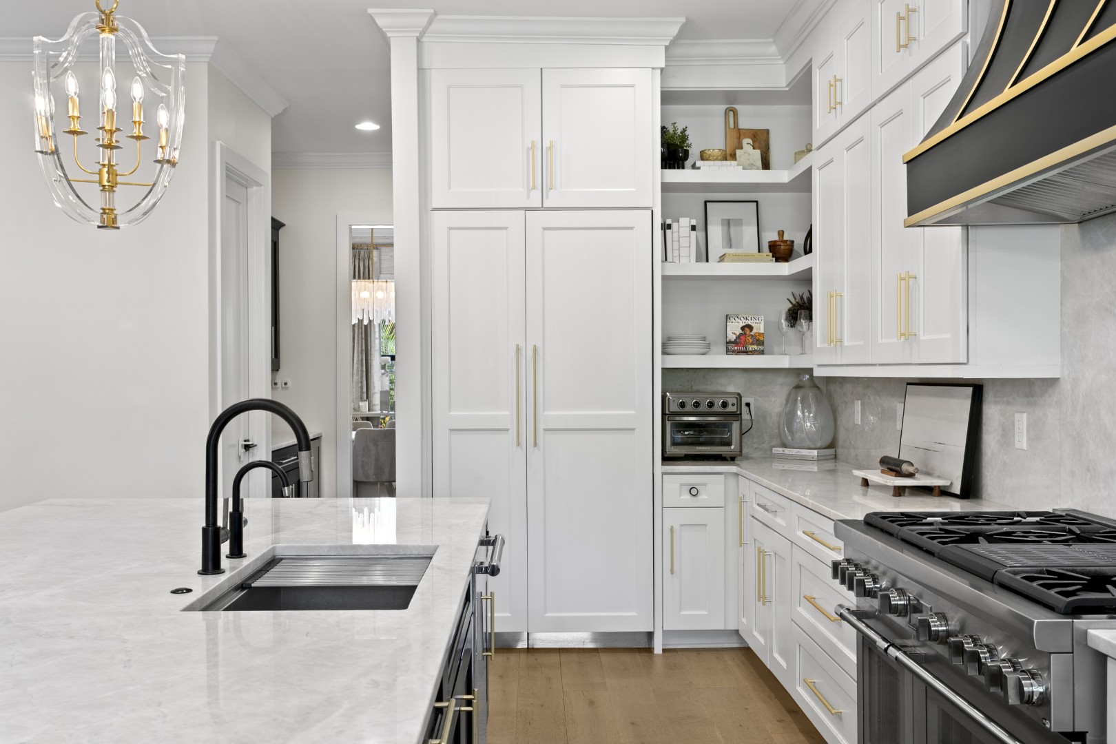 Tampa, Florida, 33609, United States, 5 Bedrooms Bedrooms, ,5 BathroomsBathrooms,Residential,For Sale,2008551