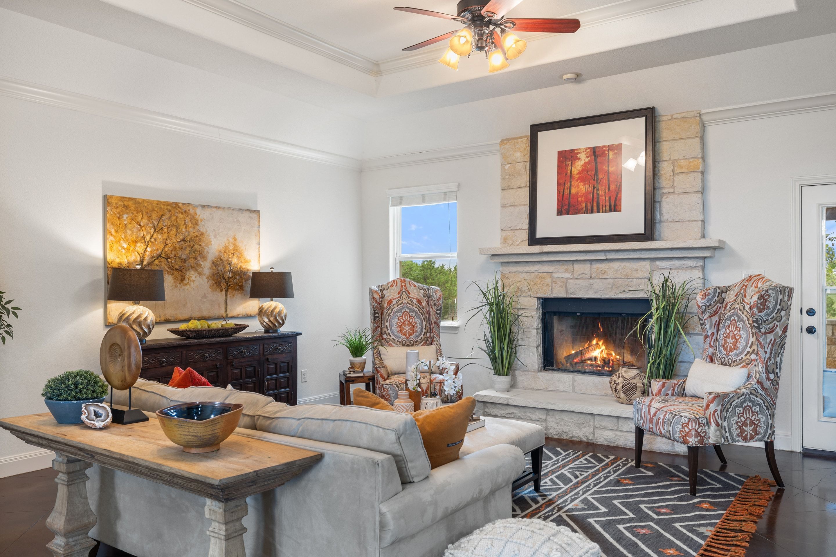  Beautiful Dripping Springs 1-Story on 2 Level Acres with Barn in Chama Trace - 物件實景