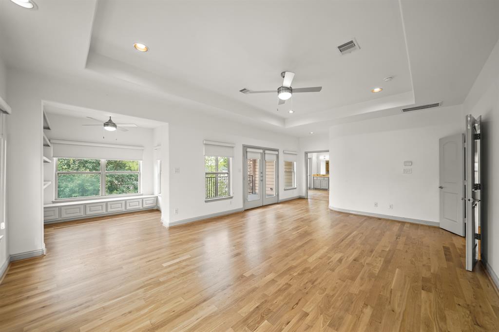 Houston, Texas, 77096, United States, 4 Bedrooms Bedrooms, ,6 BathroomsBathrooms,Residential,For Sale,1827201