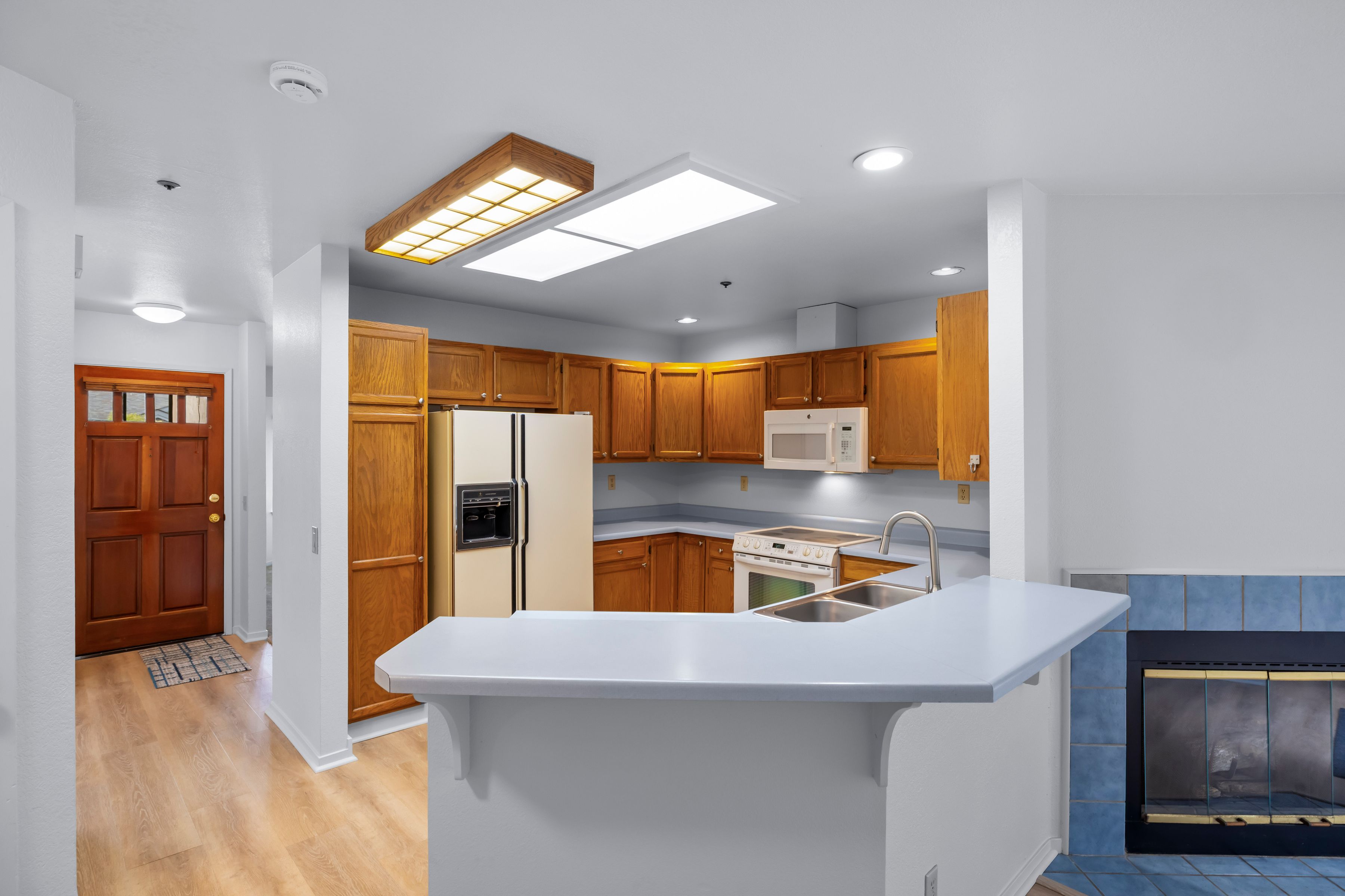  1140 Kimberly Court, Seaside - 物件實景