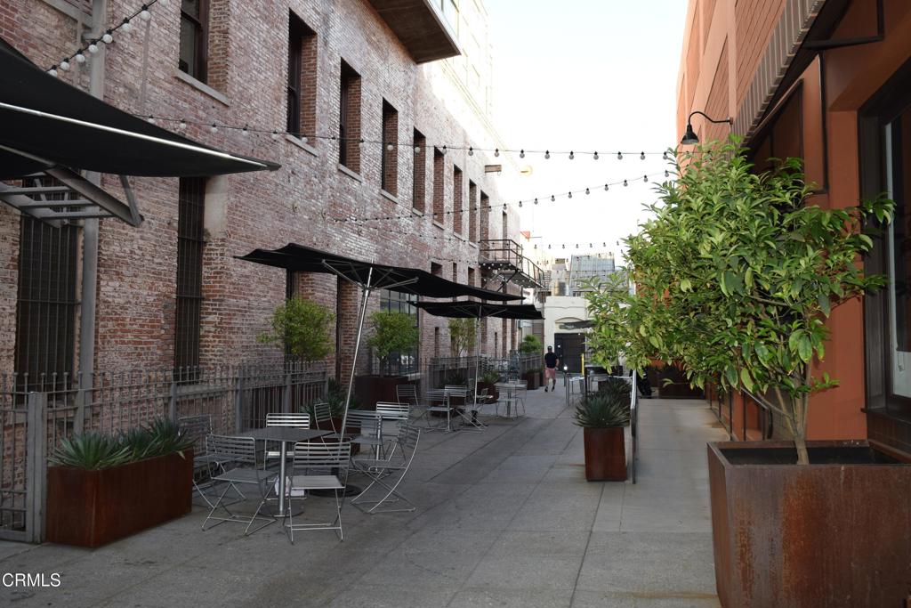 Pasadena, California, 91103, United States, 1 Bedroom Bedrooms, ,2 BathroomsBathrooms,Residential,For Sale,1849857