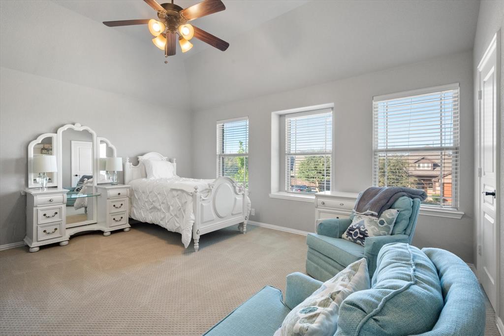 Mansfield, Texas, 76063, United States, 5 Bedrooms Bedrooms, ,3 BathroomsBathrooms,Residential,For Sale,1968843