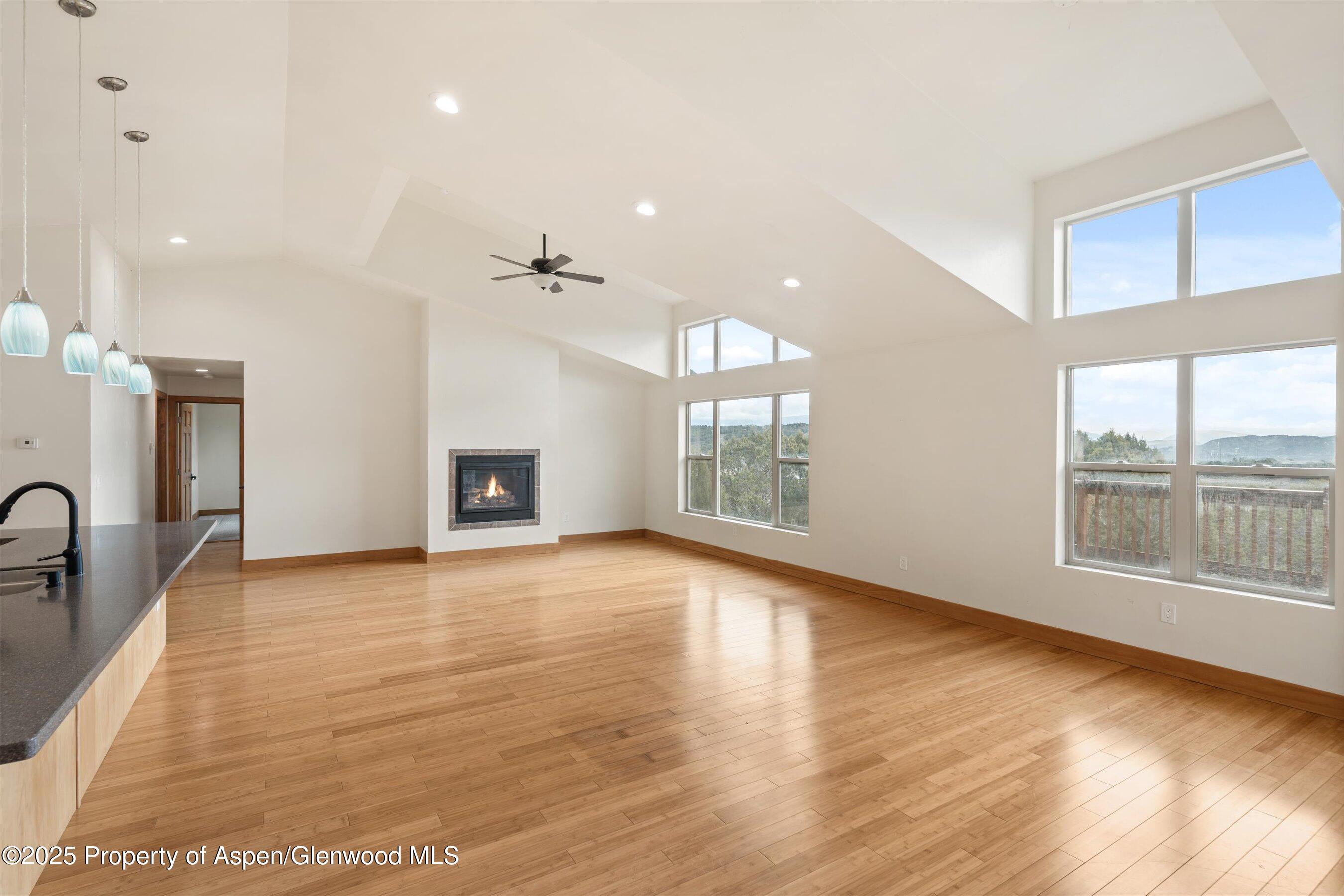 Glenwood Springs, Colorado, 81601, United States, 4 Bedrooms Bedrooms, ,3 BathroomsBathrooms,Residential,For Sale,2000714