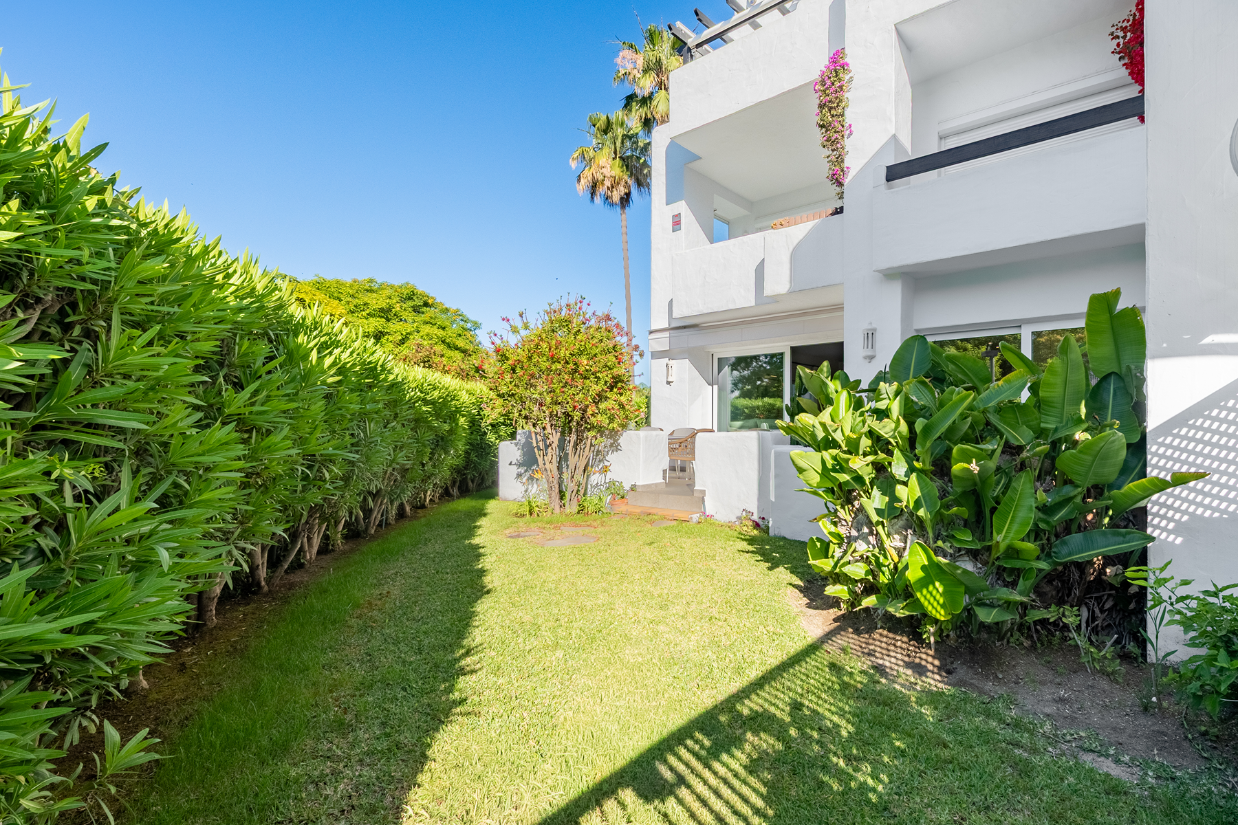  Renovated garden apartment in Alhambra del Mar, Marbella