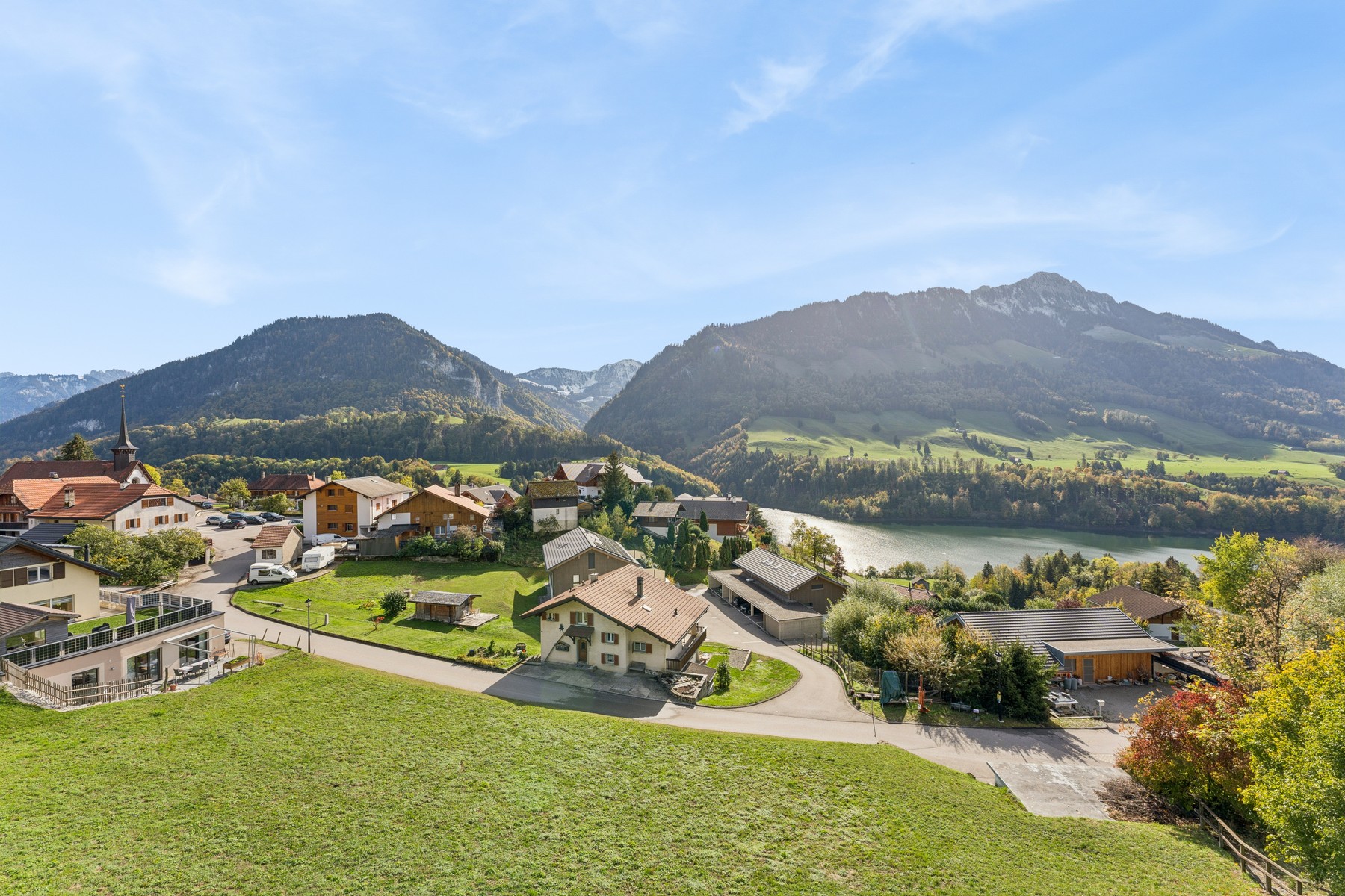  A two-unit chalet with exceptional views - 物件實景