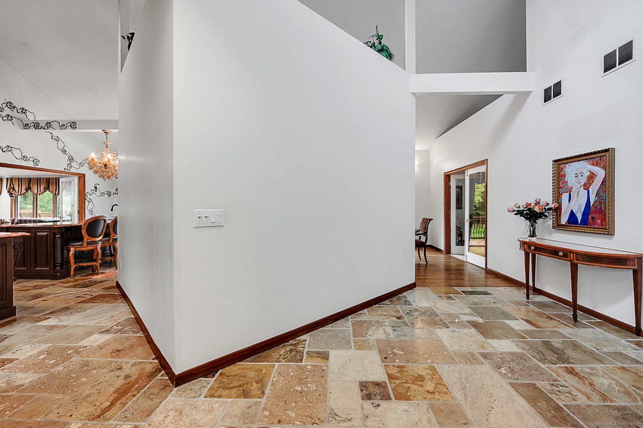 Avon, Connecticut, 06001, United States, 5 Bedrooms Bedrooms, ,6 BathroomsBathrooms,Residential,For Sale,1982009