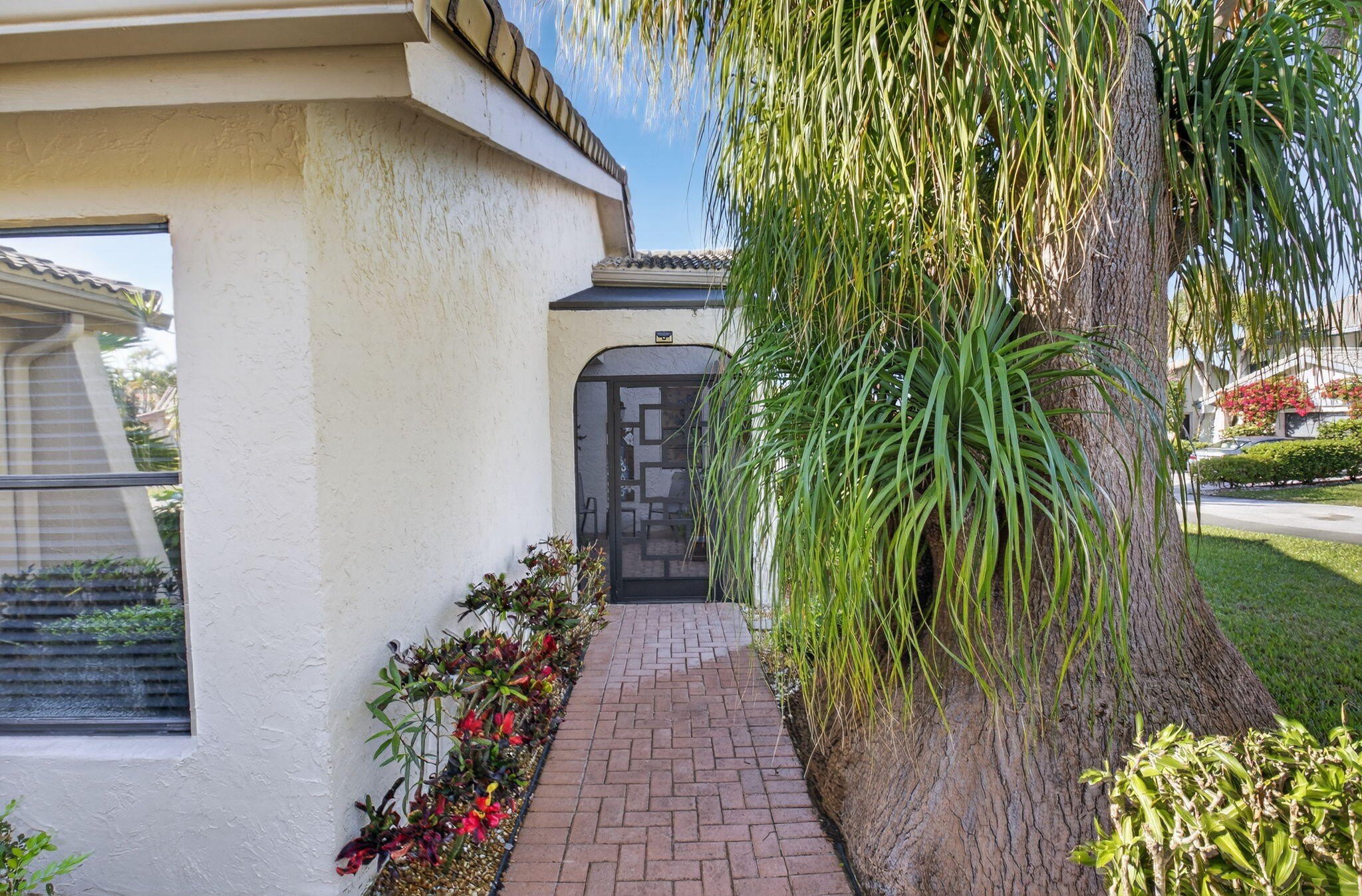 Boynton Beach, Florida, 33437, United States, 2 Bedrooms Bedrooms, ,2 BathroomsBathrooms,Residential,For Sale,2008625