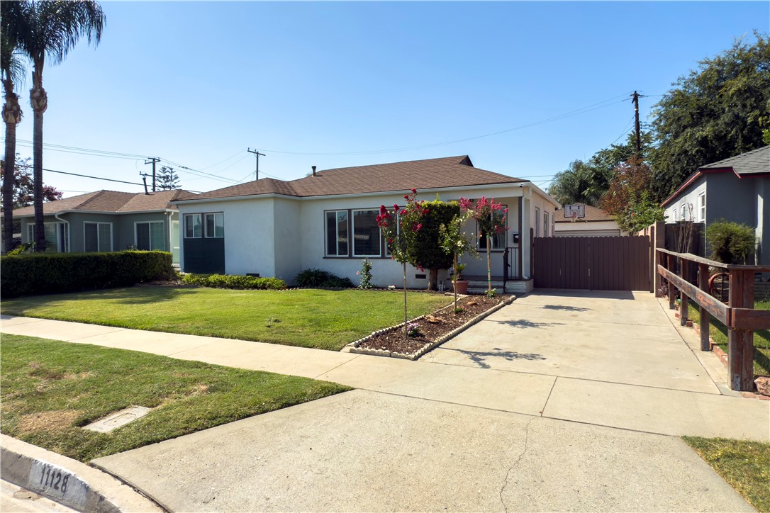 Whittier, California, 90606, United States, 3 Bedrooms Bedrooms, ,1 BathroomBathrooms,Residential,For Sale,1912073