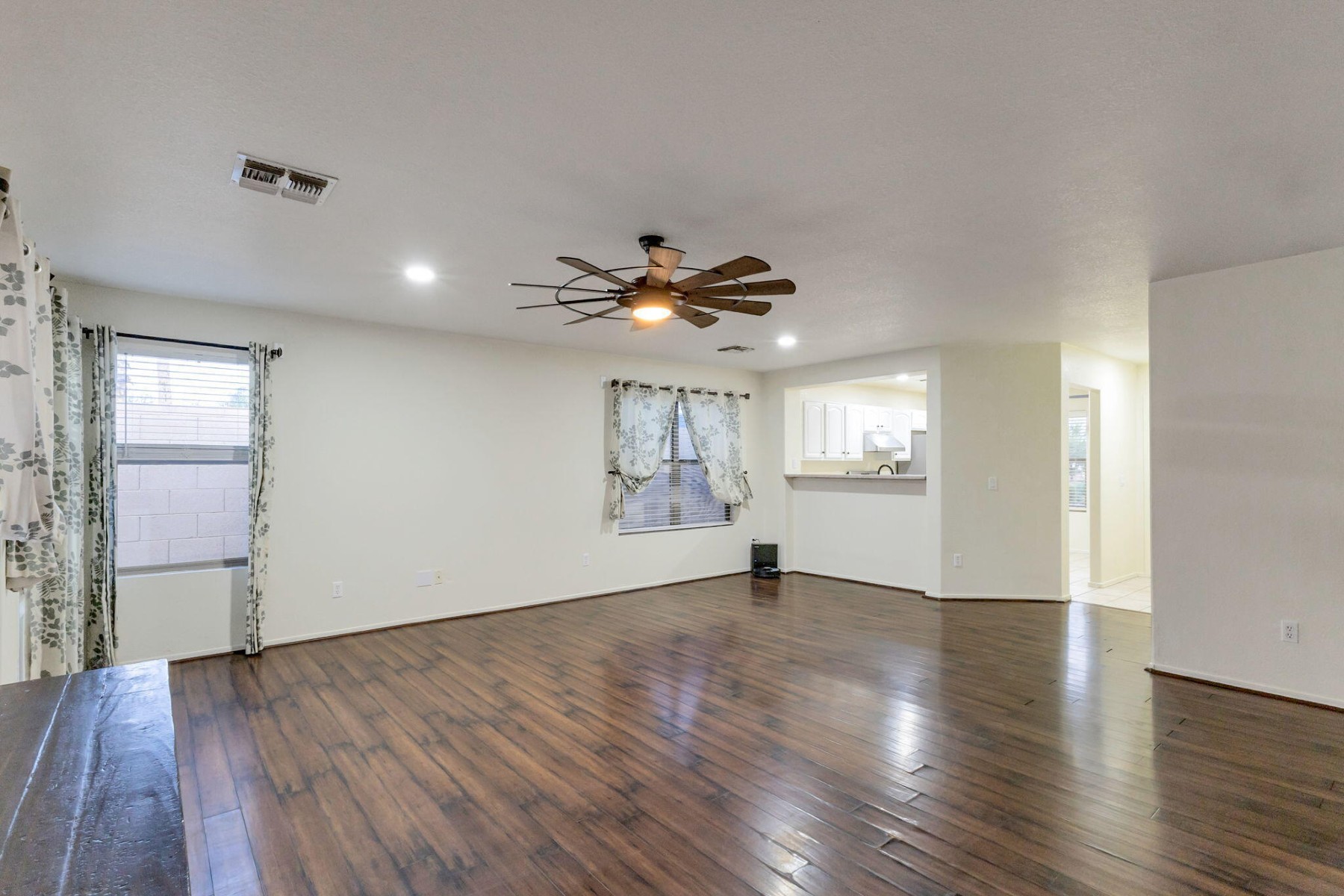  8464 E Natal Circle¦Mesa, AZ - 物件實景