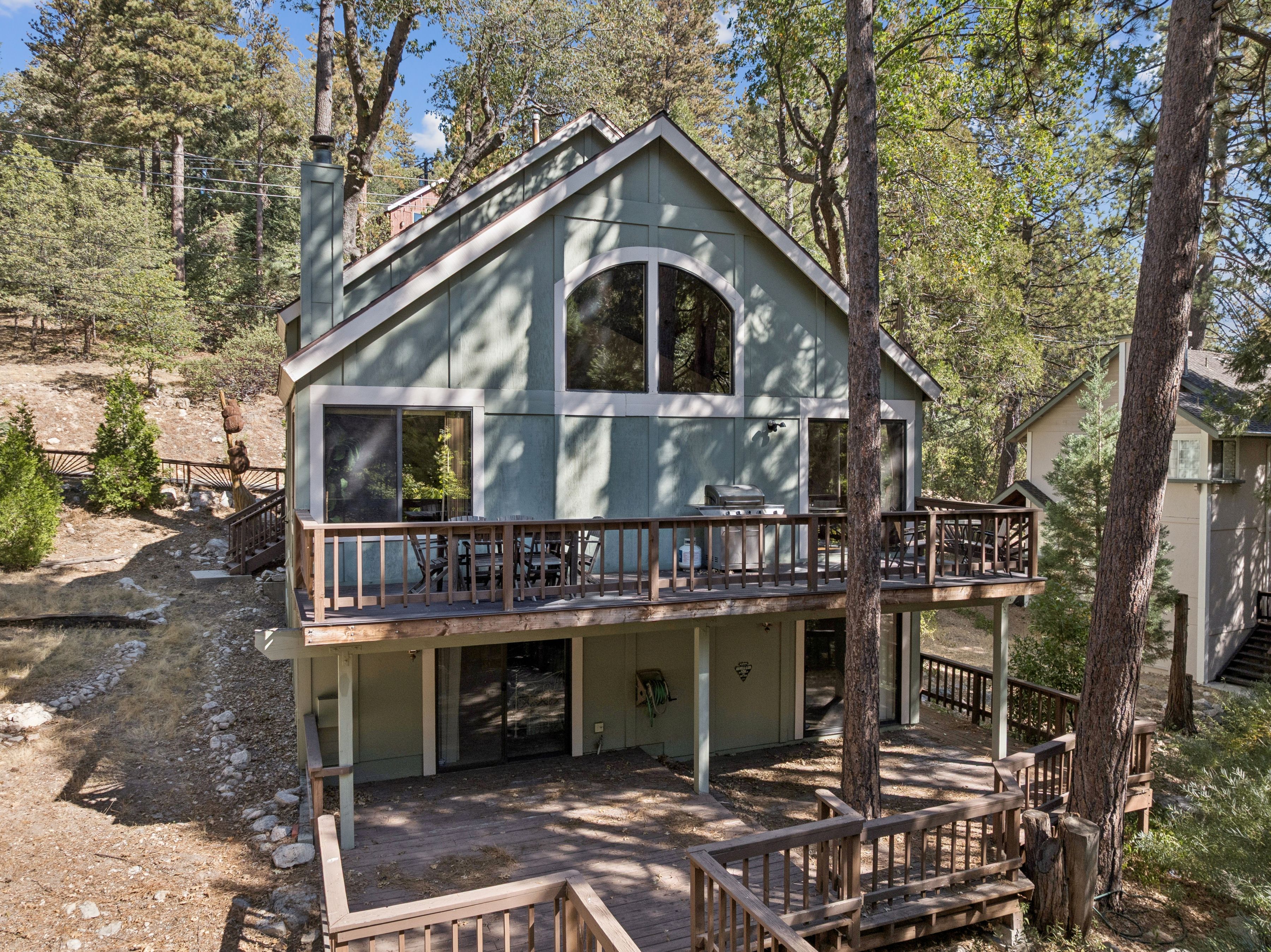  557 Brentwood Drive, Lake Arrowhead, CA 92352 - 物件實景