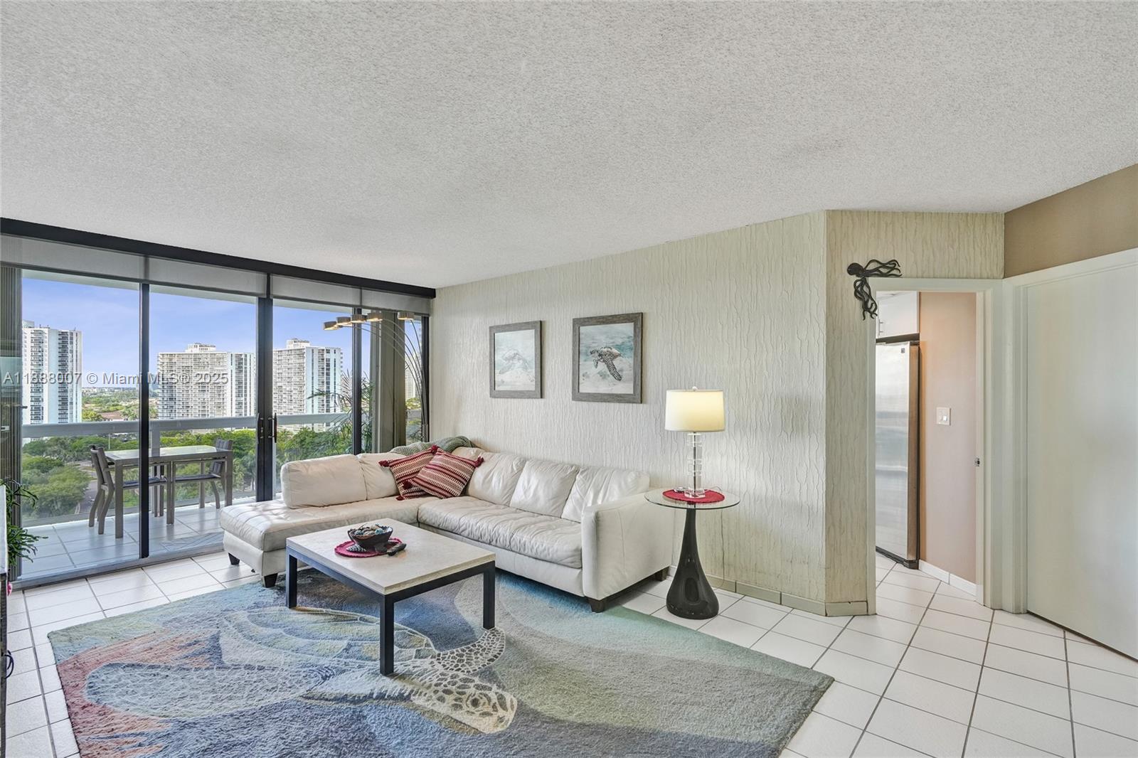 Aventura, Florida, 33180, United States, 2 Bedrooms Bedrooms, ,2 BathroomsBathrooms,Residential,For Sale,1954501