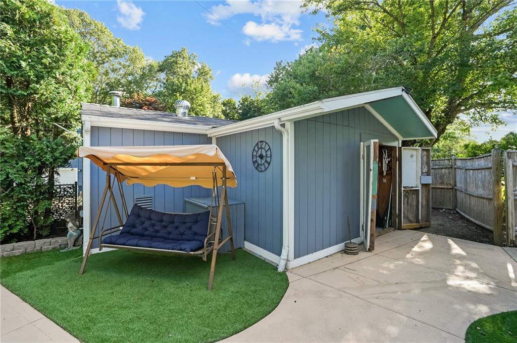 North Kingstown, Rhode Island, 02852, United States, 3 Bedrooms Bedrooms, ,4 BathroomsBathrooms,Residential,For Sale,1973997