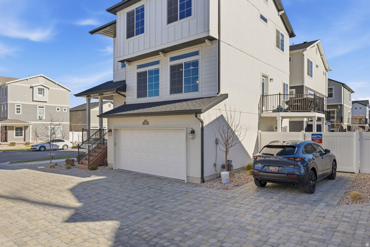 Saratoga Springs, Utah, 84045, United States, 3 Bedrooms Bedrooms, ,3 BathroomsBathrooms,Residential,For Sale,2000847