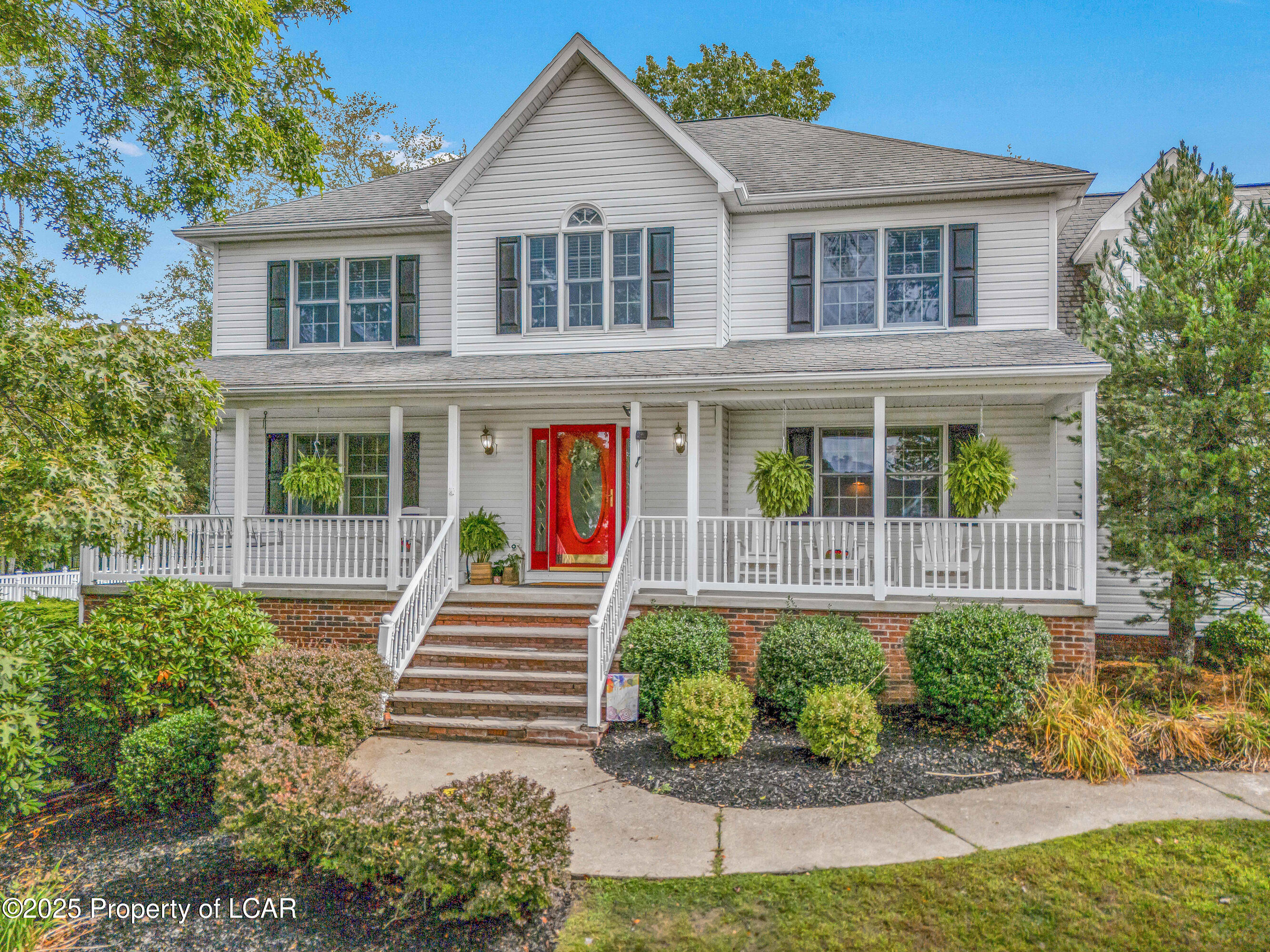 Shavertown, Pennsylvania, 18708, United States, 4 Bedrooms Bedrooms, ,3 BathroomsBathrooms,Residential,For Sale,1943613