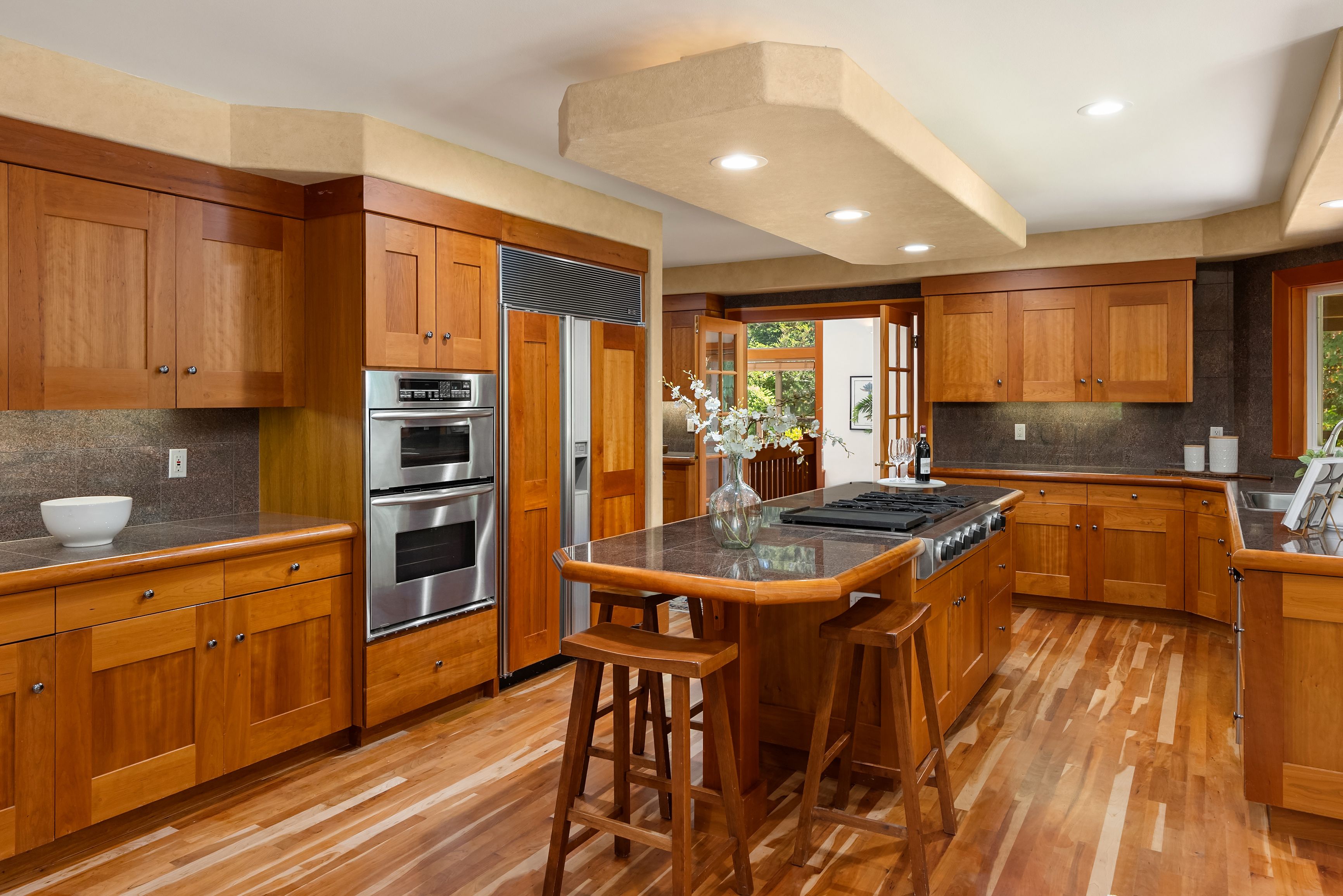  10199 Affirmed Lane Northeast, Bainbridge Island, WA 98110 - 物件實景