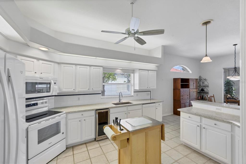 Venice, Florida, 34285, United States, 3 Bedrooms Bedrooms, ,2 BathroomsBathrooms,Residential,For Sale,1997006