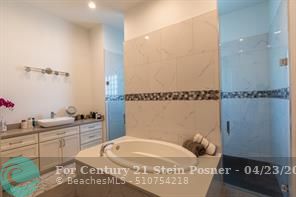 Okeechobee, Florida, 34972, United States, ,Residential,For Sale,1780804