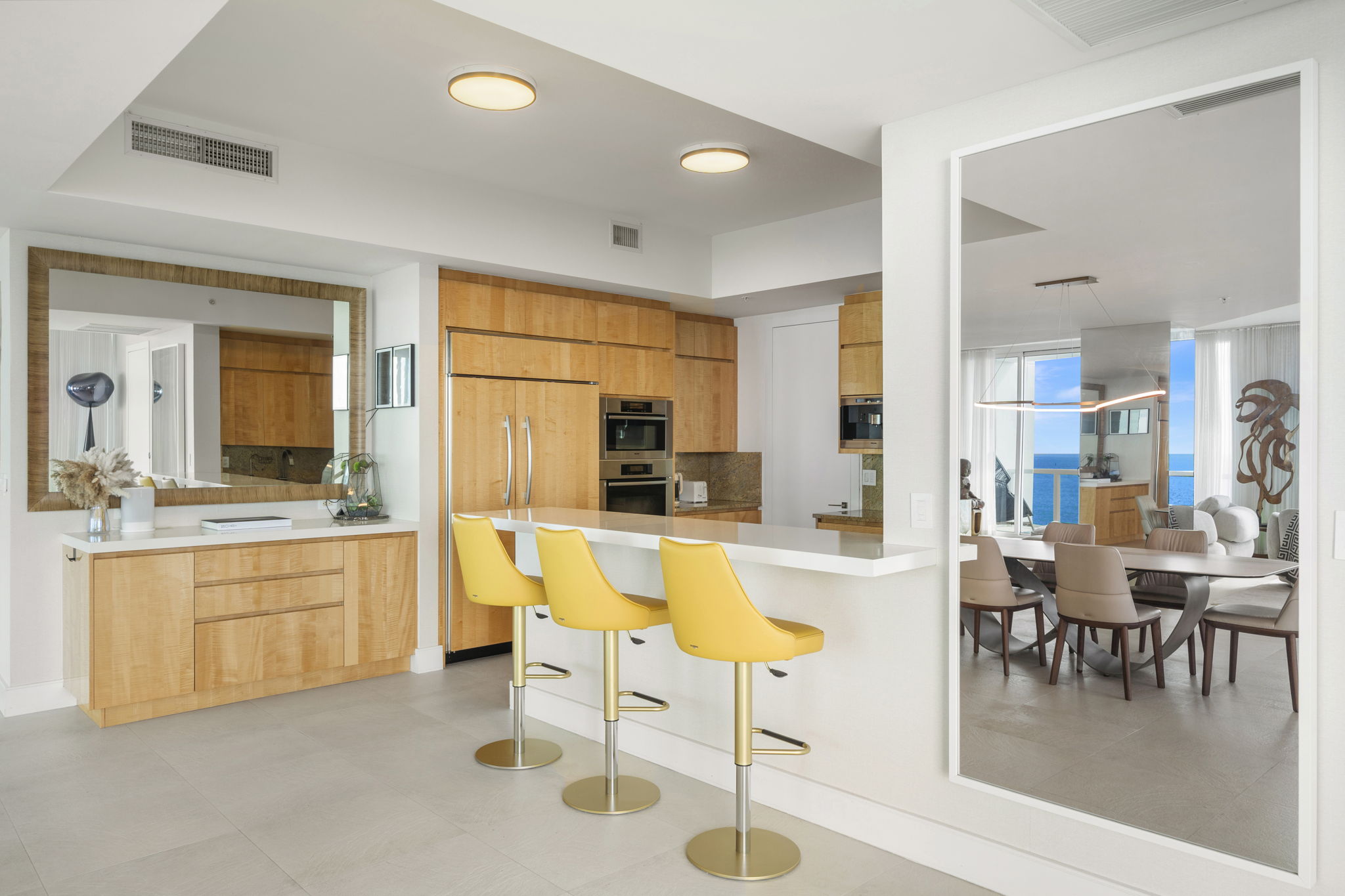  50 S Pointe Dr, Miami Beach, FL, 33139 - 物件實景