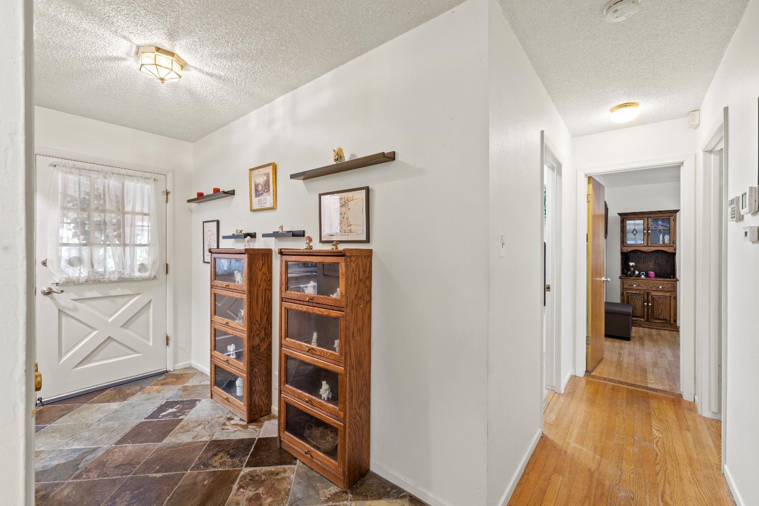 Citrus Heights, California, 95621, United States, 3 Bedrooms Bedrooms, ,2 BathroomsBathrooms,Residential,For Sale,2015324