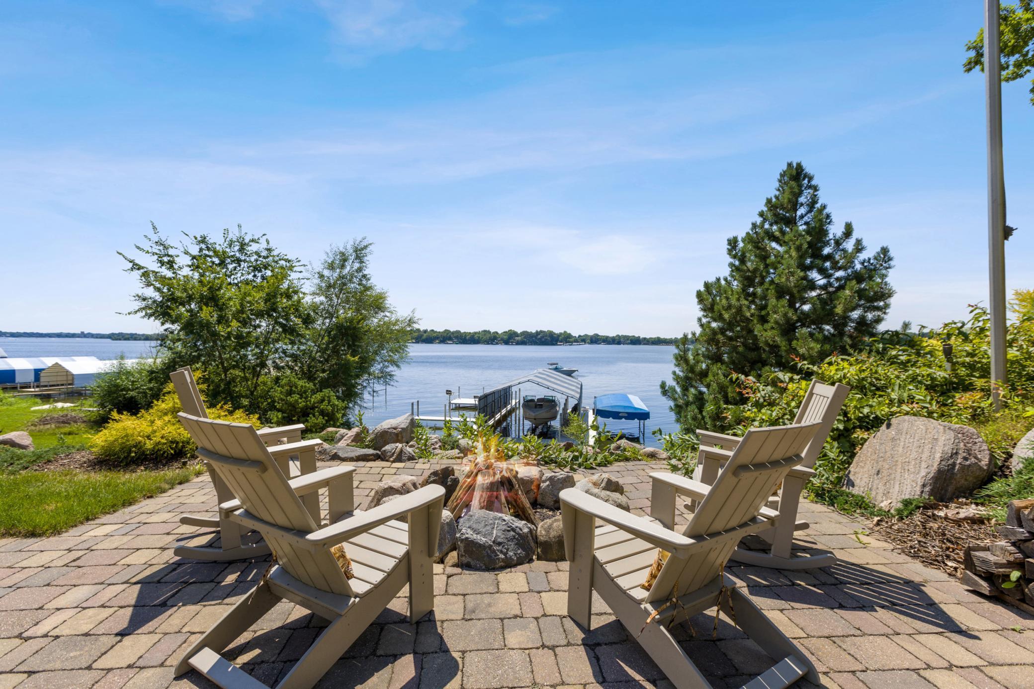 Minnetrista, Minnesota, 55364, United States, 5 Bedrooms Bedrooms, ,3 BathroomsBathrooms,Residential,For Sale,1885236