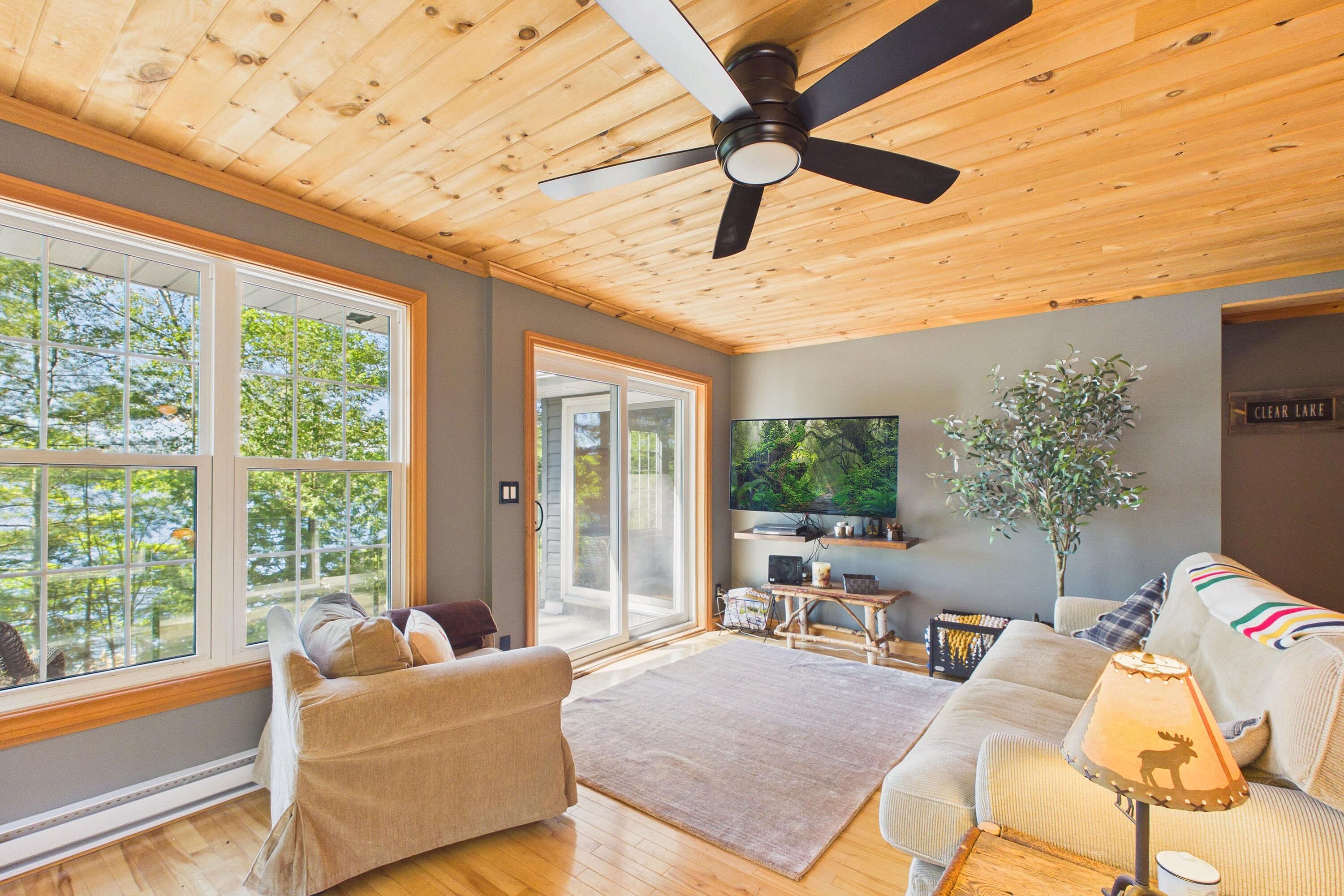  Clear Lake Waterfront Retreat - 物件實景
